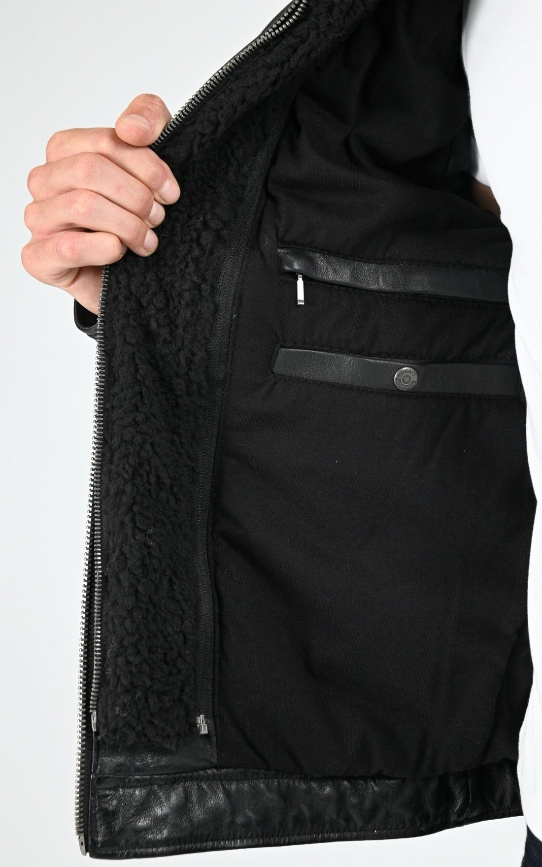 Blouson Cuir Homme Oakwood, modèle Drink 63036 de couleur noir