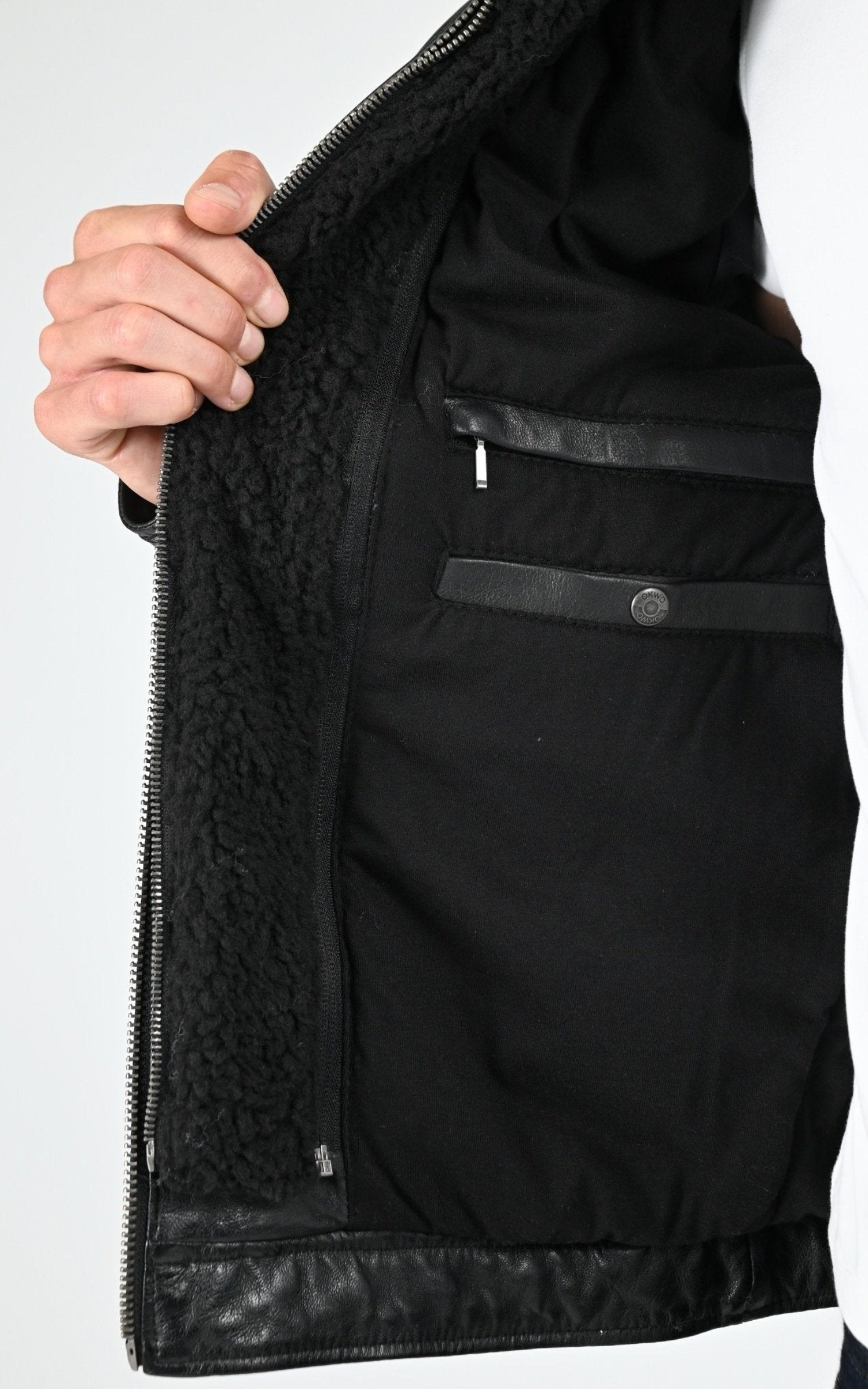 Blouson Cuir Homme Oakwood, modèle Drink 63036 de couleur noir