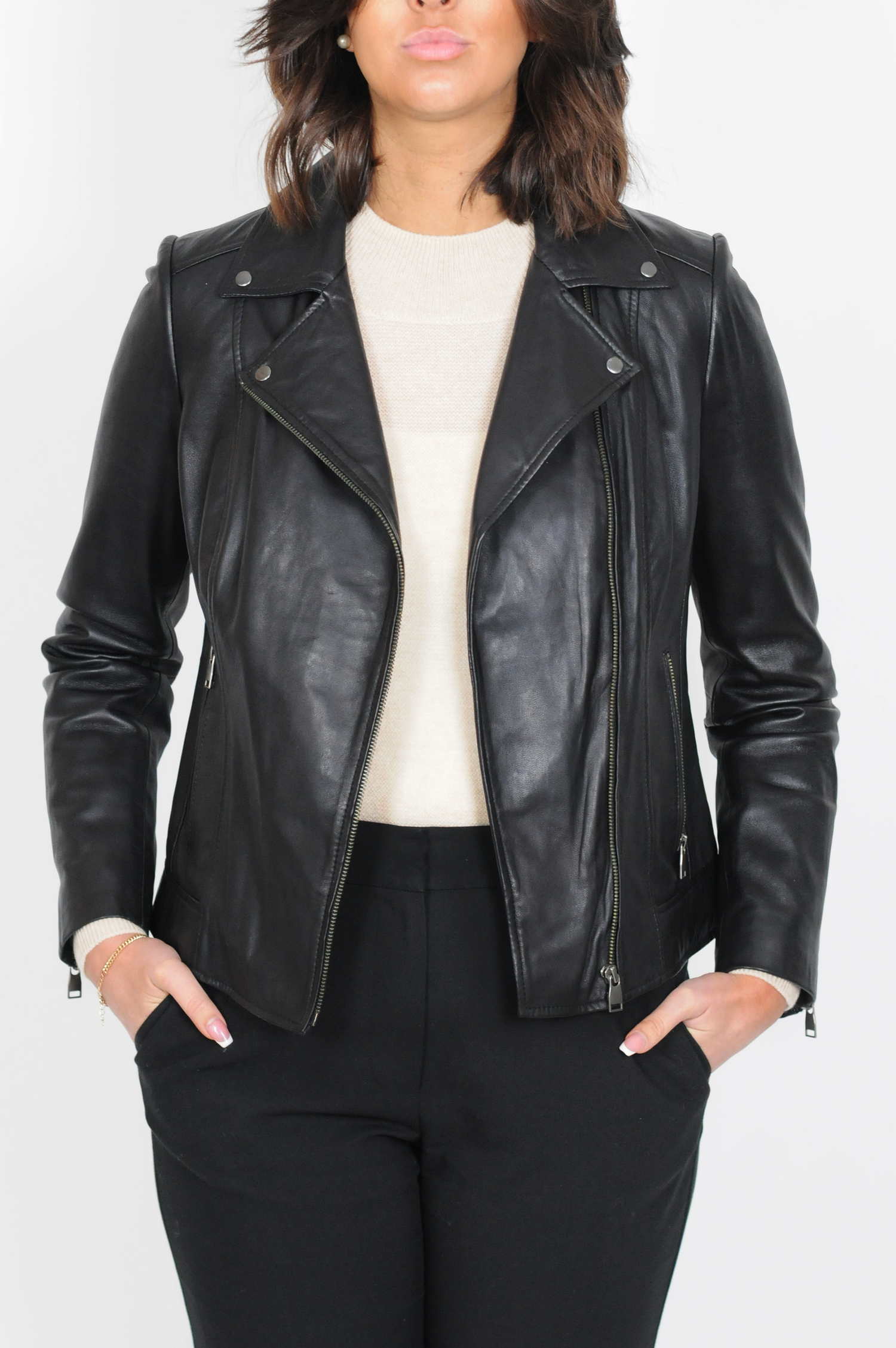 Bella Lamb Malli Leather - Women Black 6