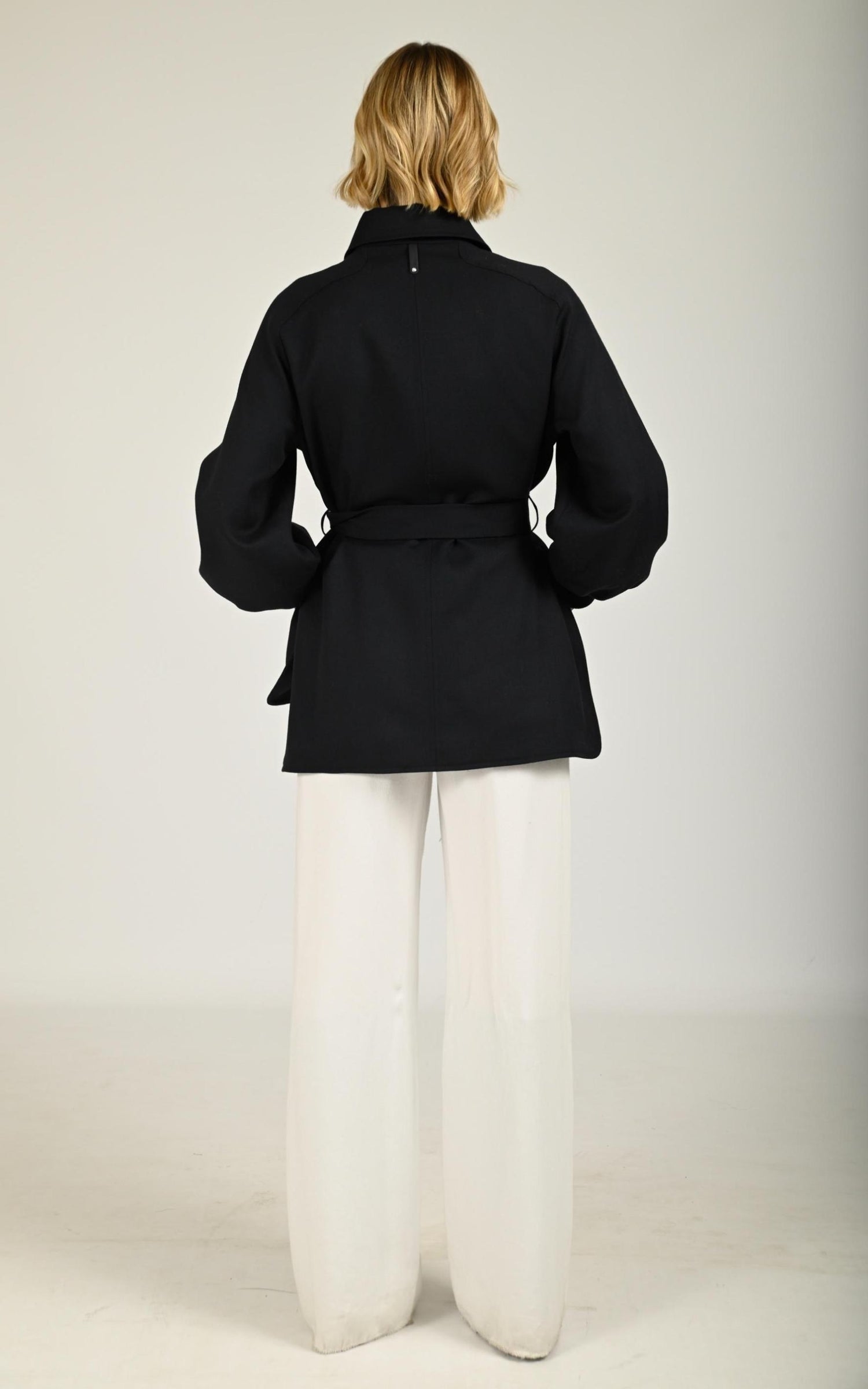 Trench Textile Femme Mackage, modèle Eugenia de couleur navy 4