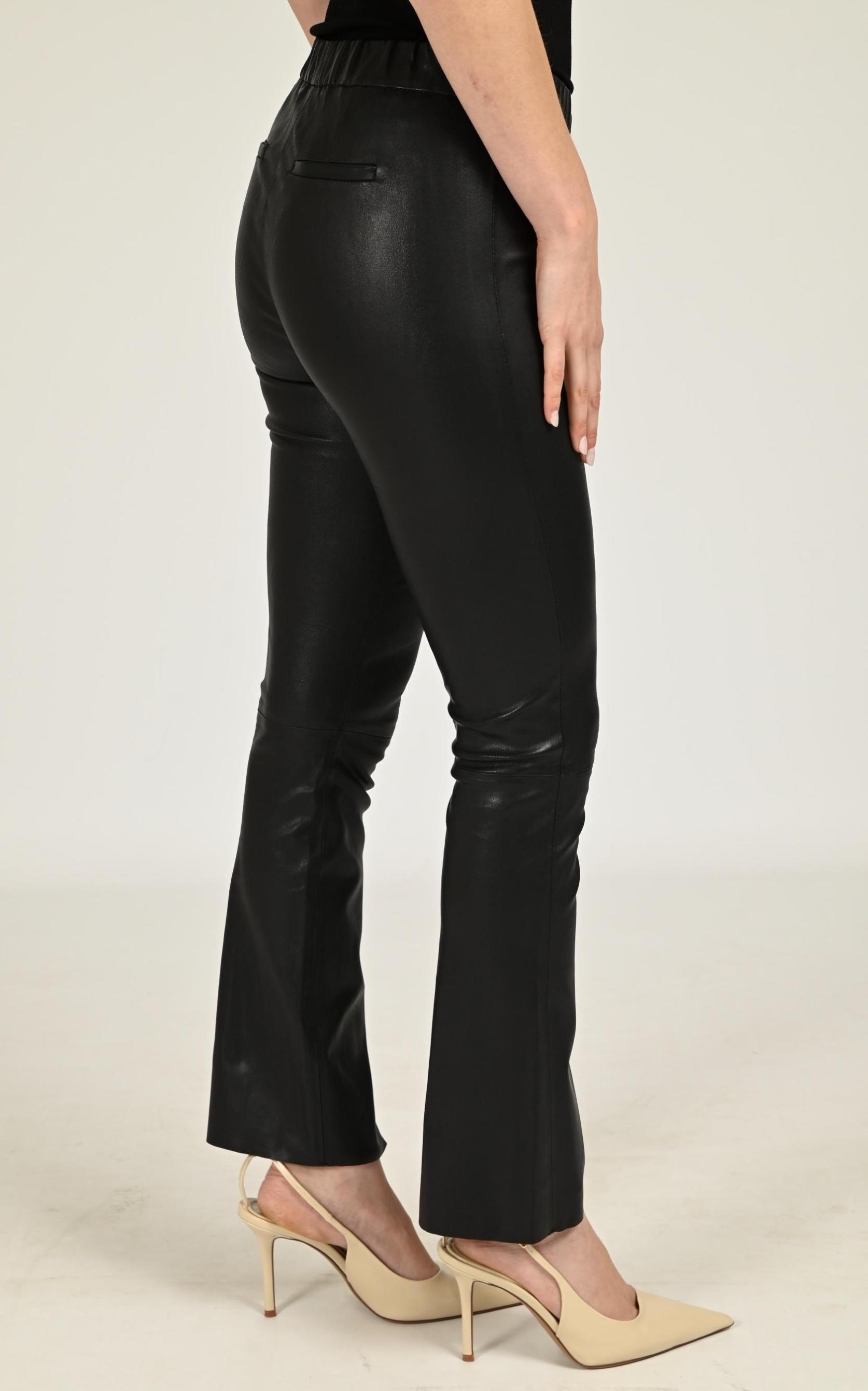 Pantalon Cuir Femme Oakwood, modèle Freya 64646 de couleur noir