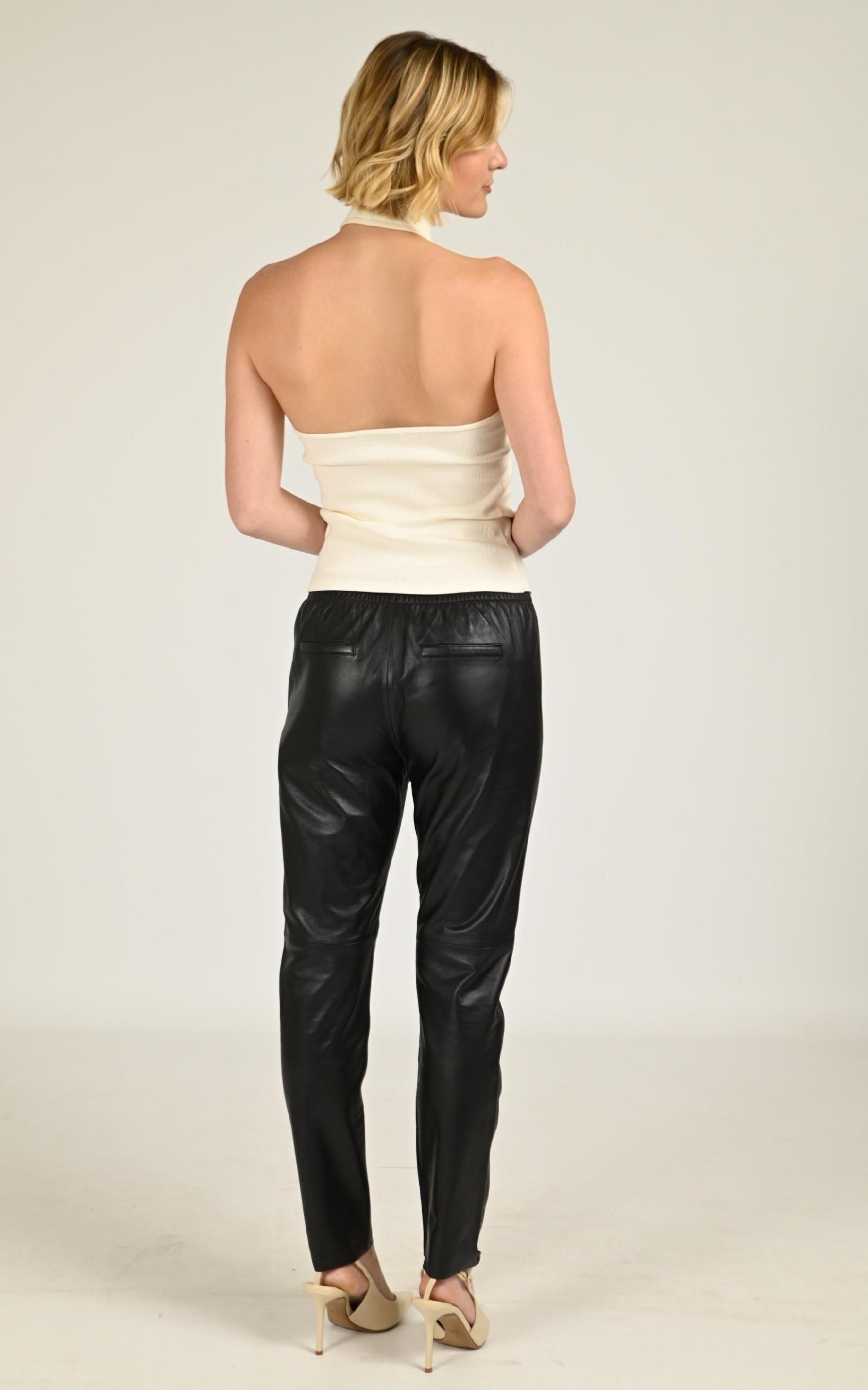 Pantalon Cuir Femme Oakwood, modèle Gift 63641 de couleur noir