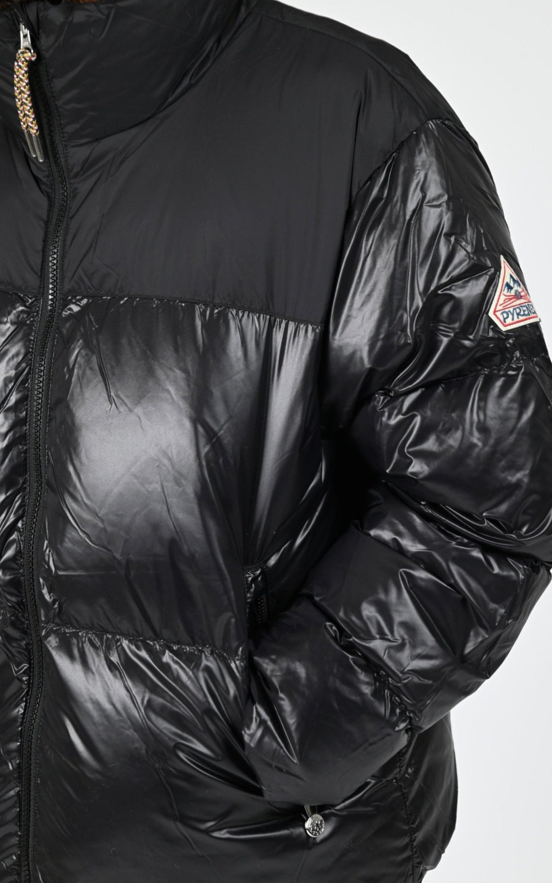 A &quot;GOLDIN GIRL&quot; Noir Pyrenex Bl Doudoune Enfant closed photo