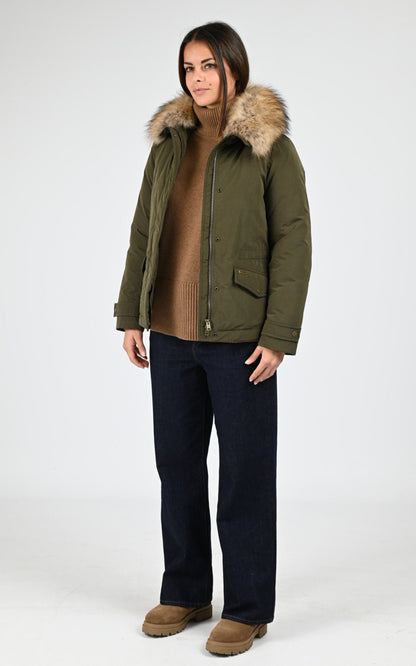 Ves  doudoune Textile Femme Woolrich, modèle Grace fur  jkt ou2043 de couleur dark green