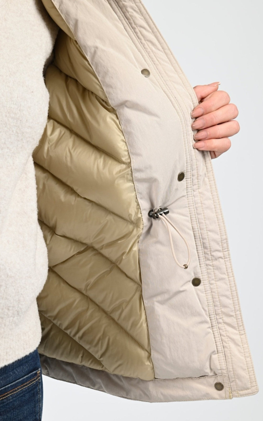 Ves  doudoune Textile Femme Woolrich, modèle Grace fur  jkt ou2043 de couleur oxford tan