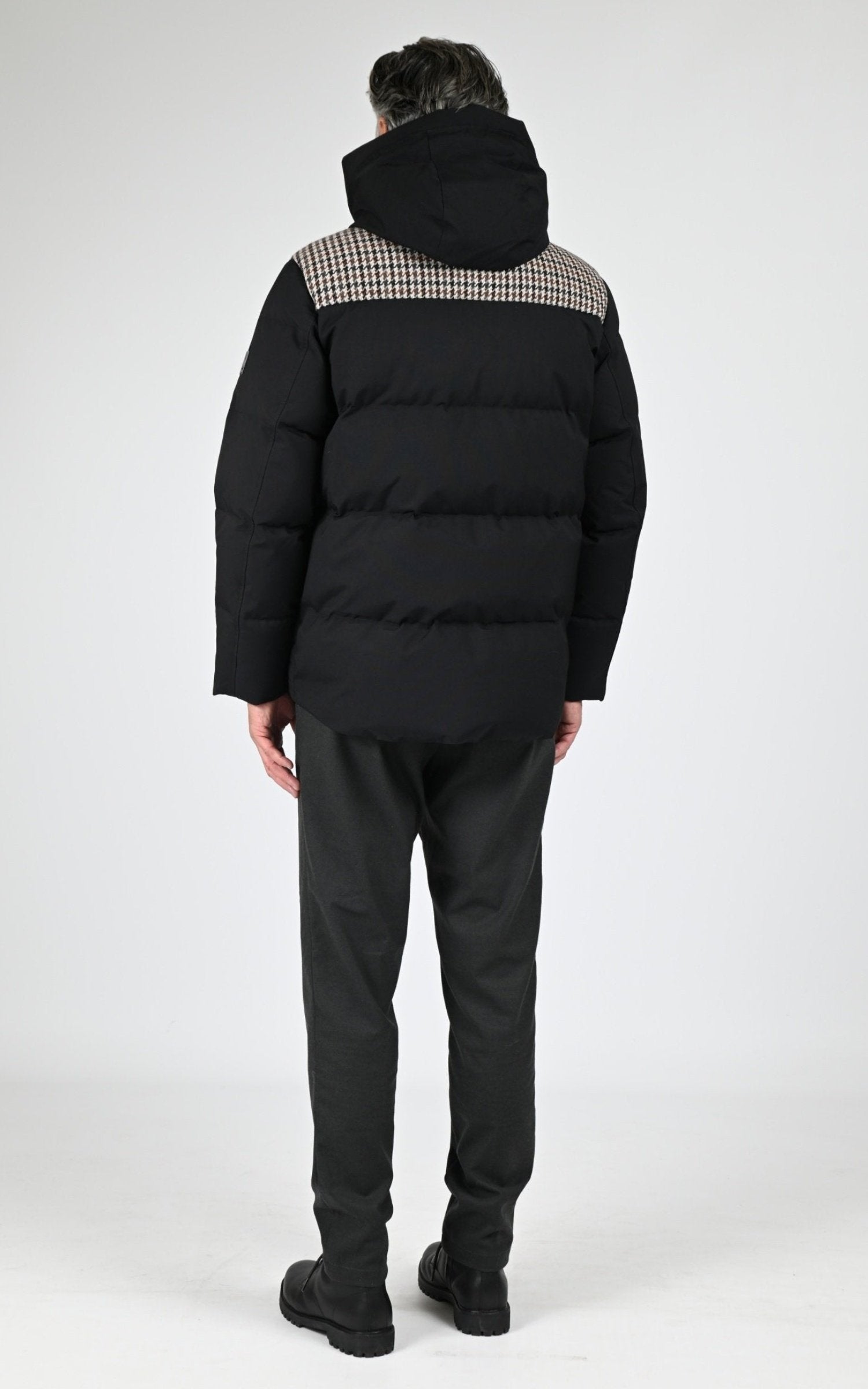 Ves doudoune Textile Homme Mackage, modèle Graydon de couleur black - earth 4