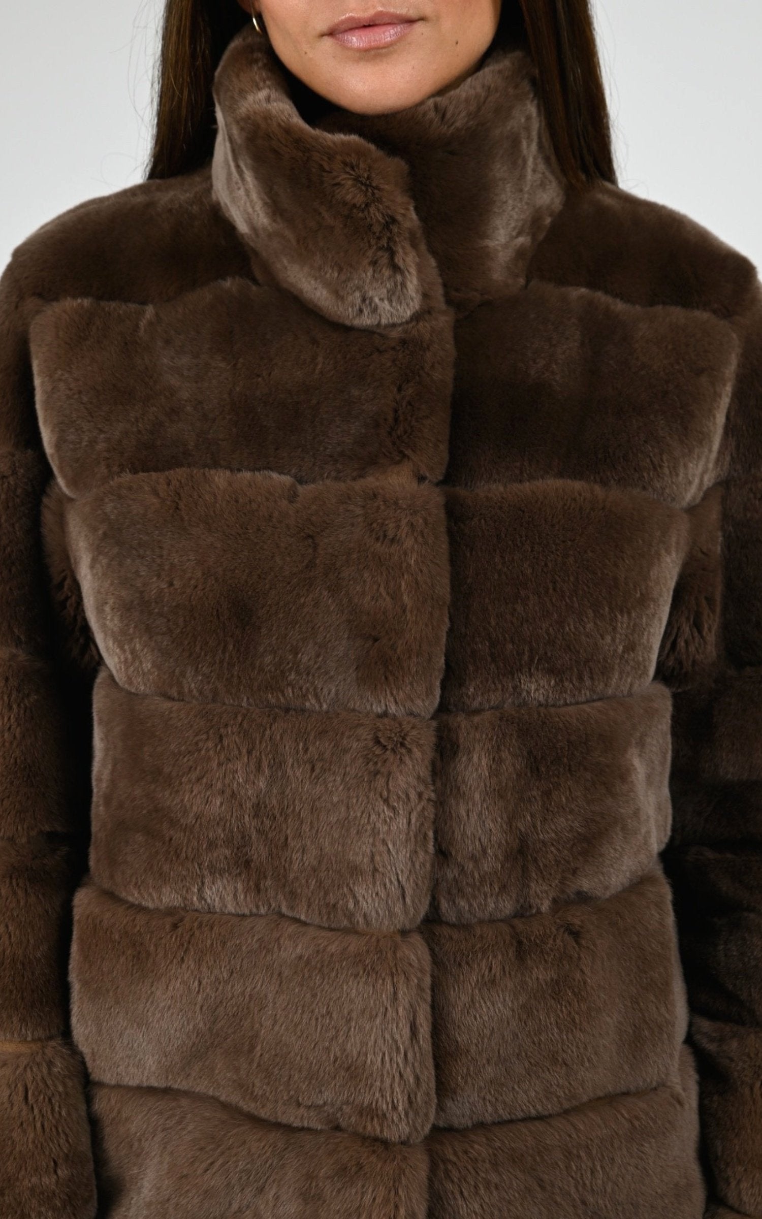 3/4 Fourrure Femme Levinsky, modèle Hanon 65 de couleur caffe latte 24 5