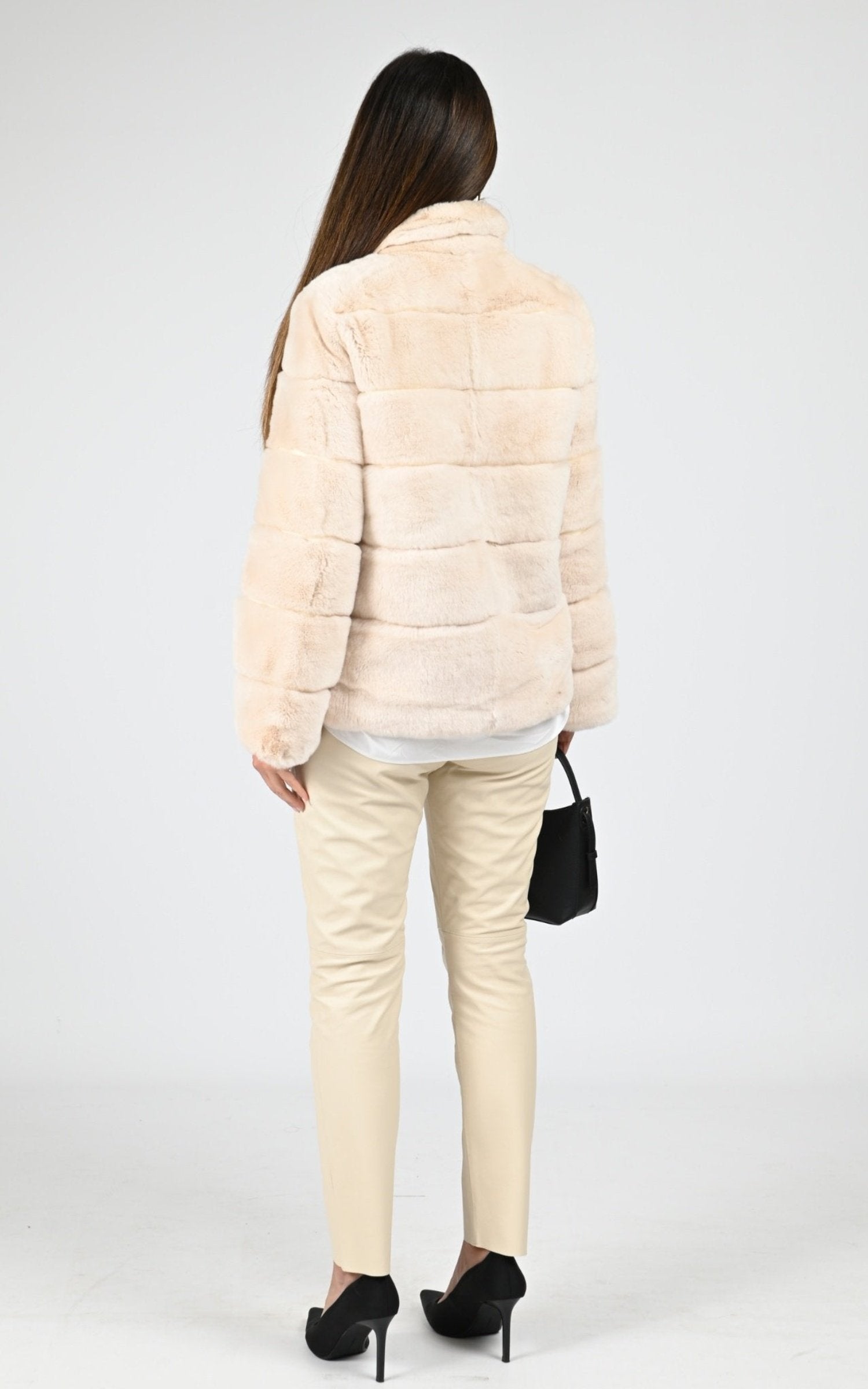 3/4 Fourrure Femme Levinsky, modèle Hanon 65 de couleur ivory 4