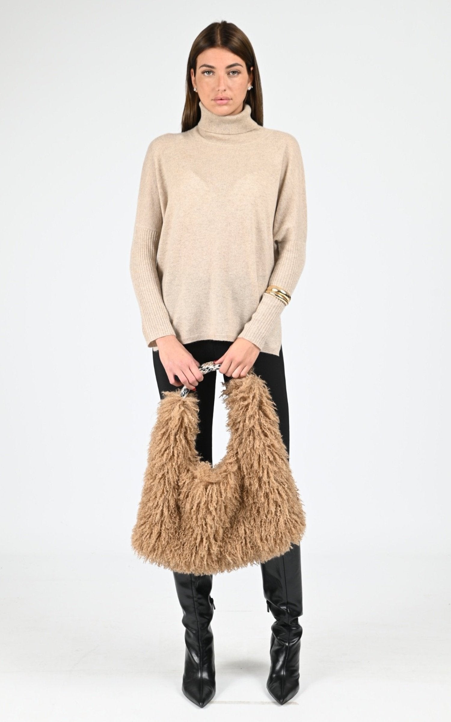 heart fur VANITY BAG／brown Oakwood camel Heart Snake faux fur bag - La Canadienne