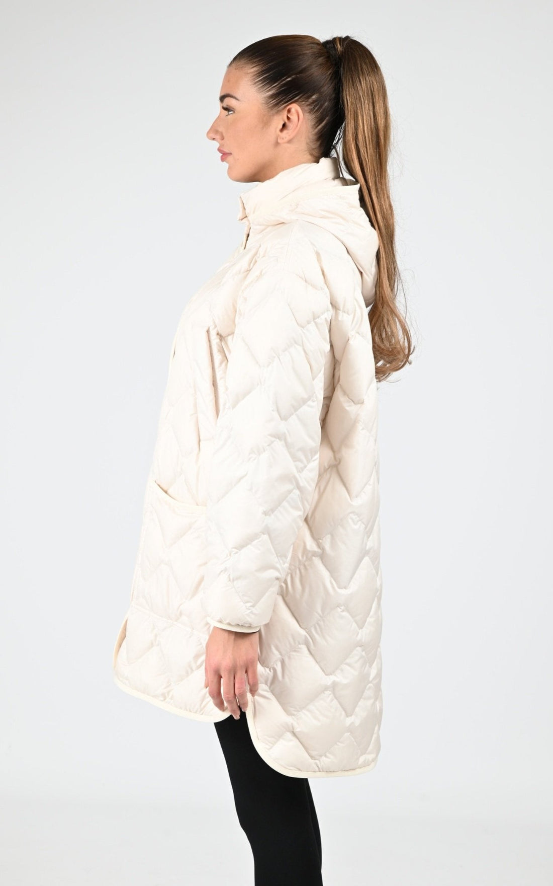 Cape Textile Femme Woolrich, modèle Heritage ou2120 de couleur milky cream