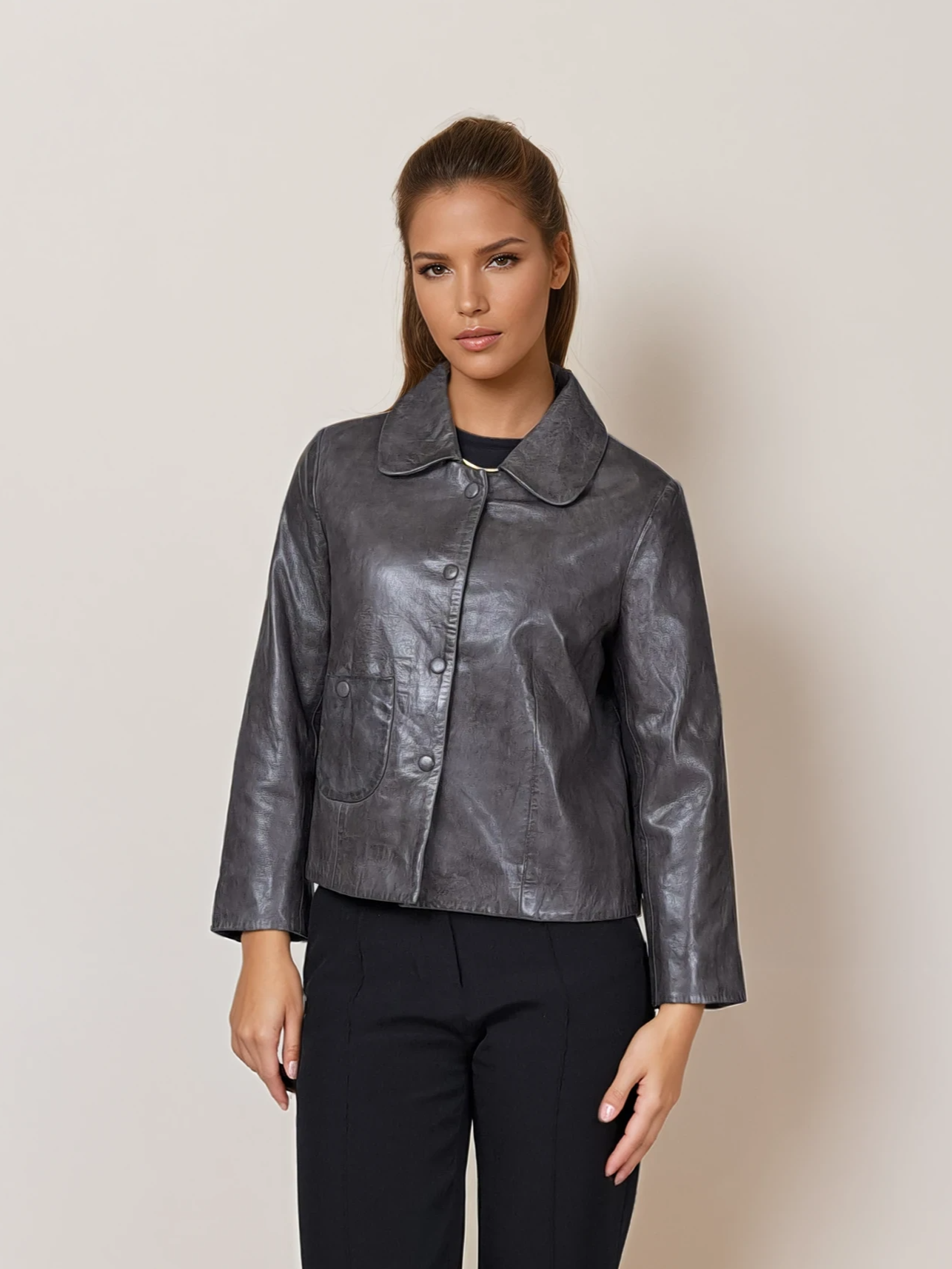 Marley, 53 cm. - Collar Lamb Polish Nappa Leather Grey 1