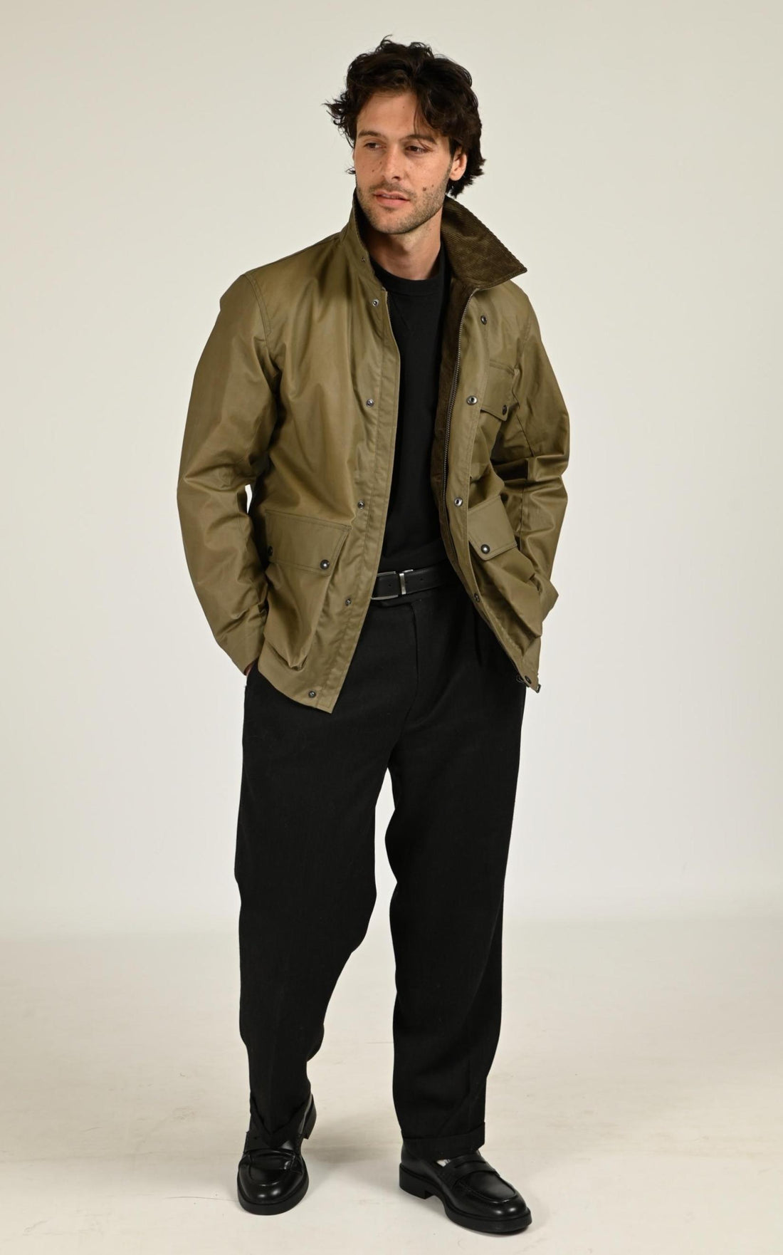 Veste Textile Homme Belstaff, modèle Incline 105810 de couleur dk fatigue green