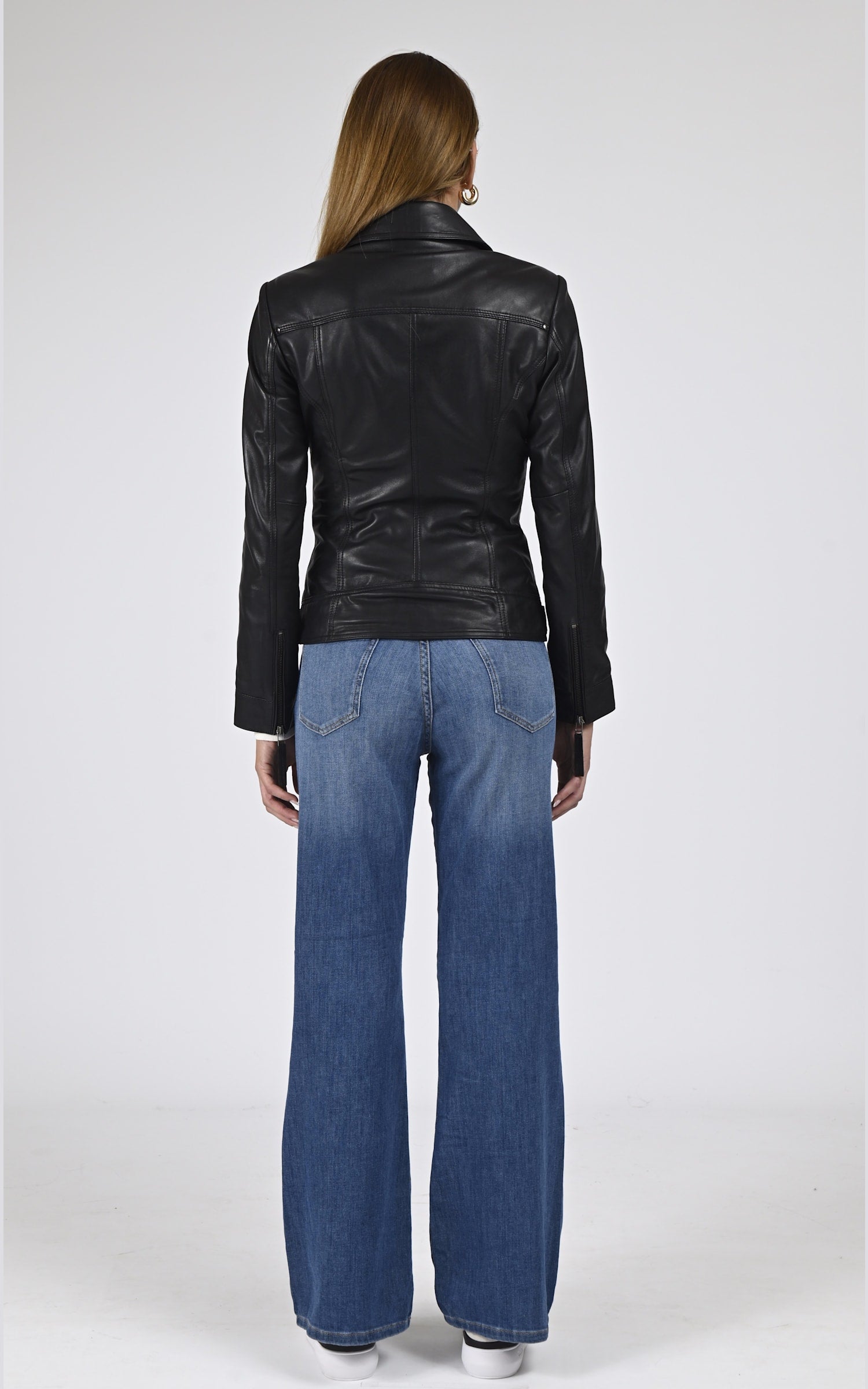Blouson Cuir Femme La canadienne, modèle Janni de couleur noir 4