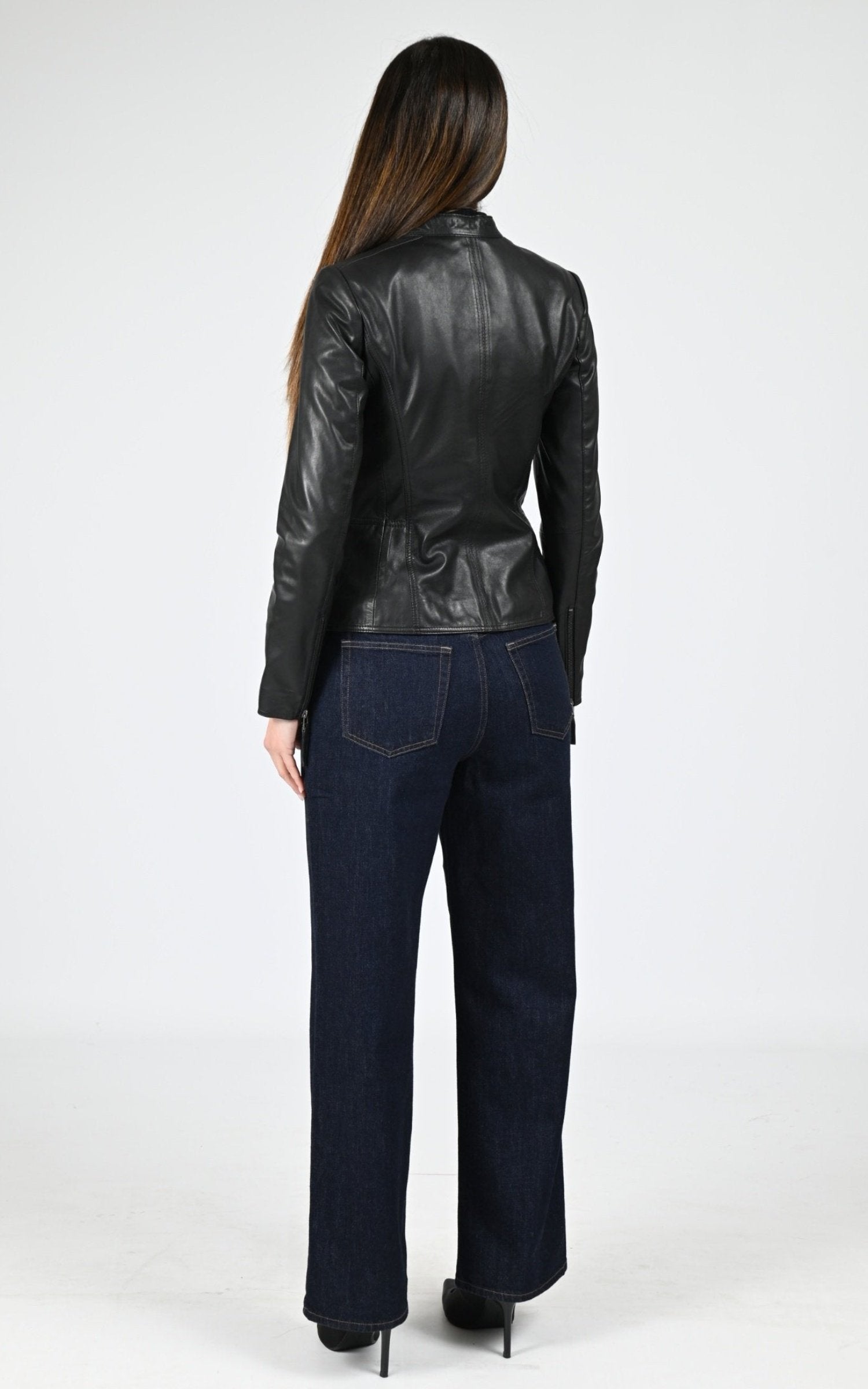 Blouson Cuir Femme La Canadienne, modèle Jey de couleur black 4