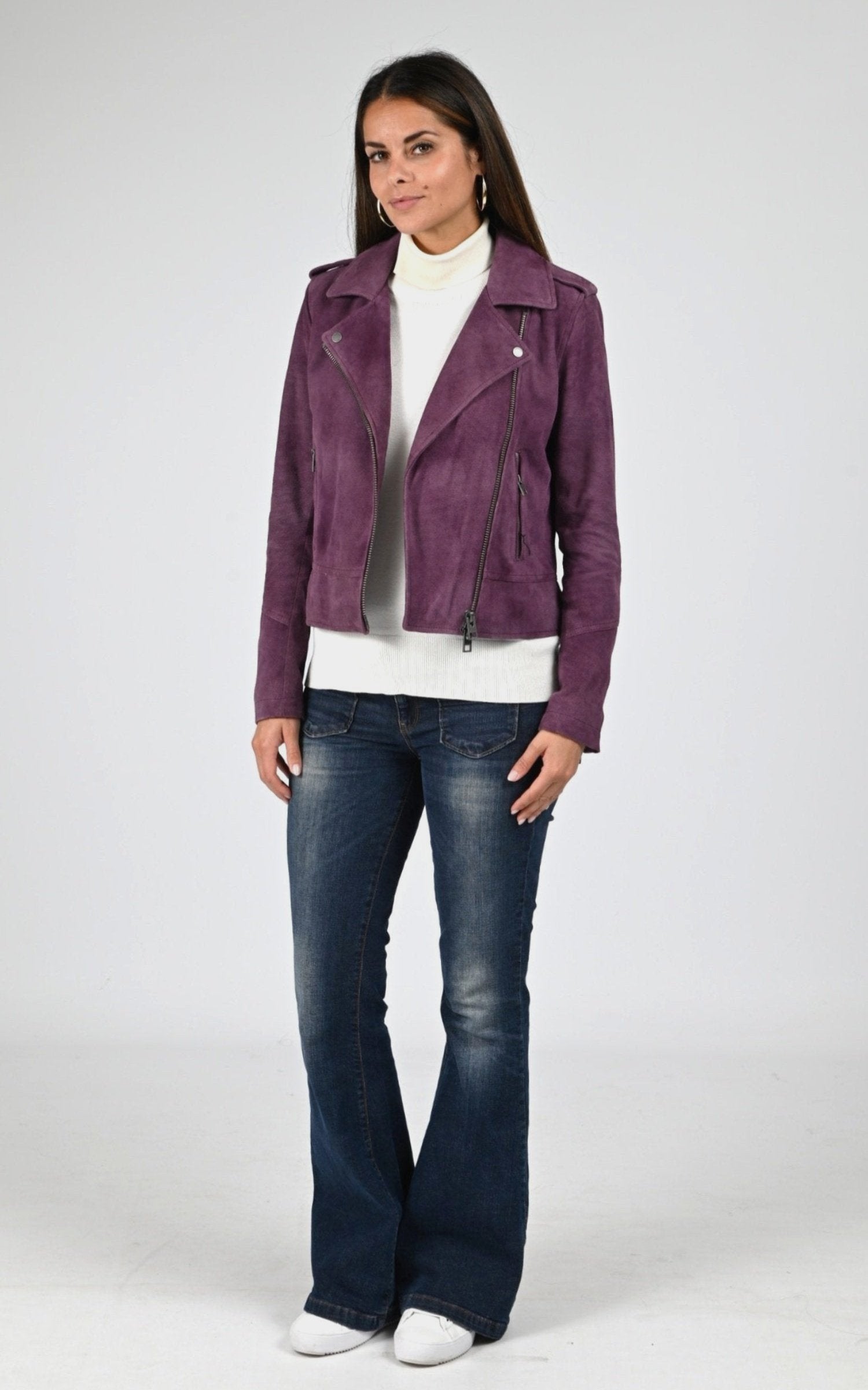 Blouson Cuir Femme Oakwood, modèle Joella 65043 de couleur plum 541