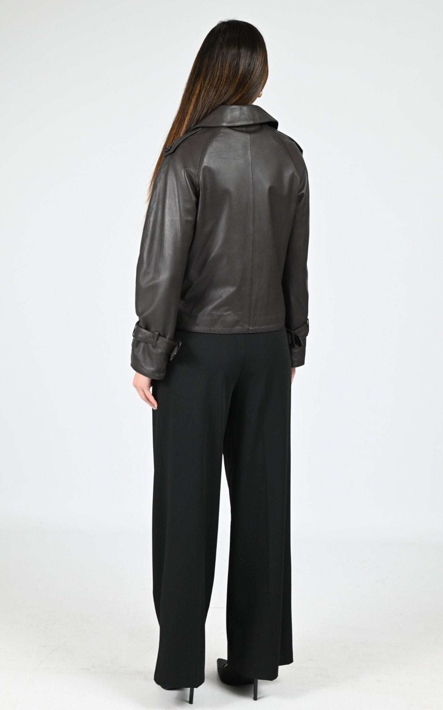 Veste Cuir Femme Oakwood, modèle Kassie 65101 de couleur dark brown 504 4