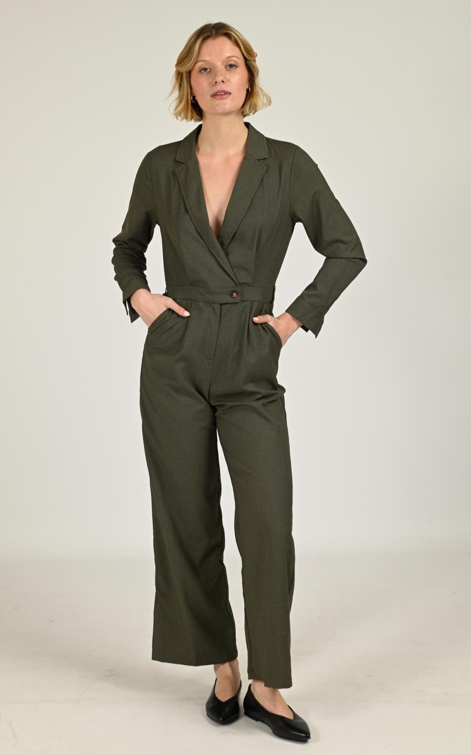 Pantalon Textile Femme La Petite Etoile, modèle Lola de couleur kaki 1