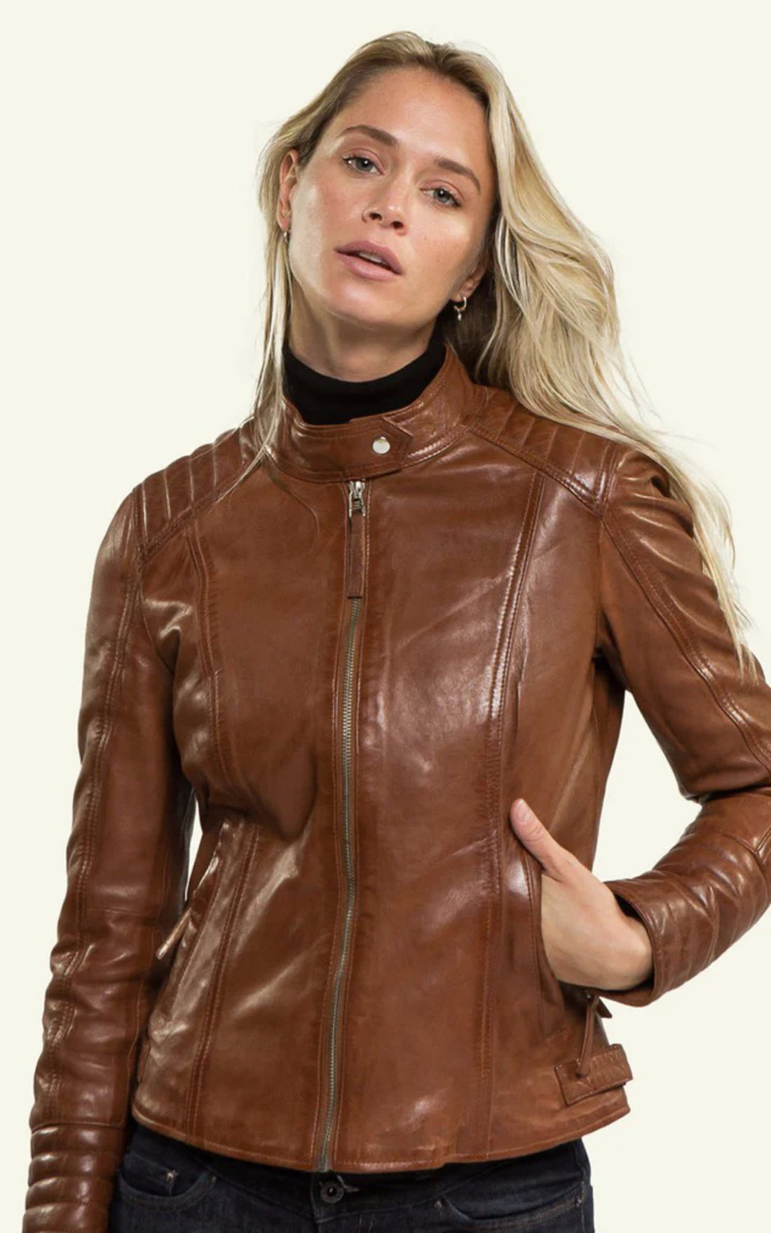 Blouson Cuir Femme Serge pariente, modèle Louise de couleur cognac / fauve