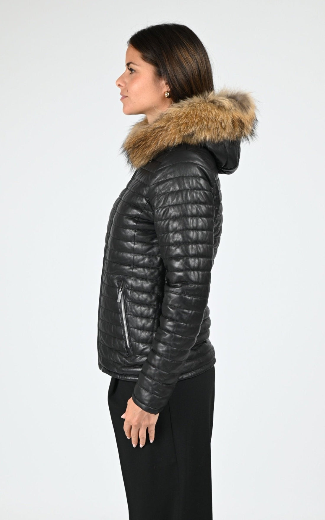 Veste Cuir Femme Oakwood, modèle Mandy 64911 de couleur black 501