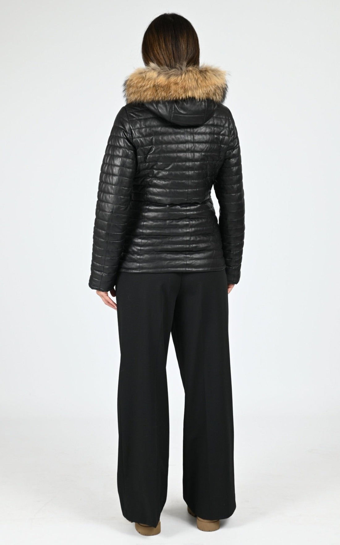 Veste Cuir Femme Oakwood, modèle Mandy 64911 de couleur black 501