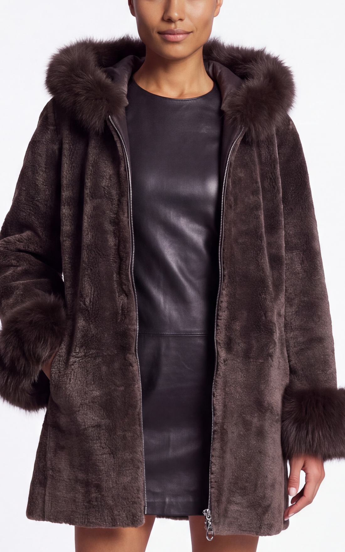 Manteau cape laine tissée et renard marron