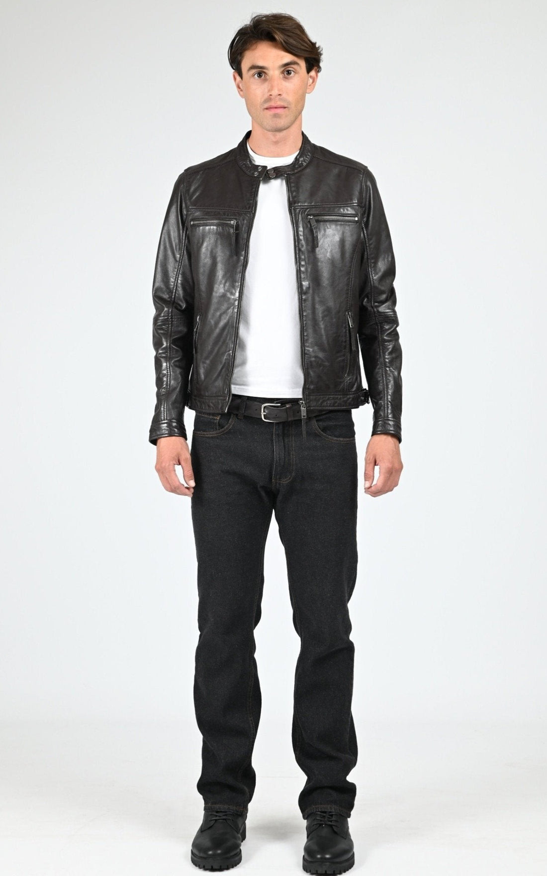 A &quot;MUMBAI&quot; Chocolat La Canadienne Blouson Homme interior photo