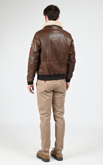 A &quot;MYTHIC 101980&quot; Bison Daytona 73 Pilote Homme closed photo