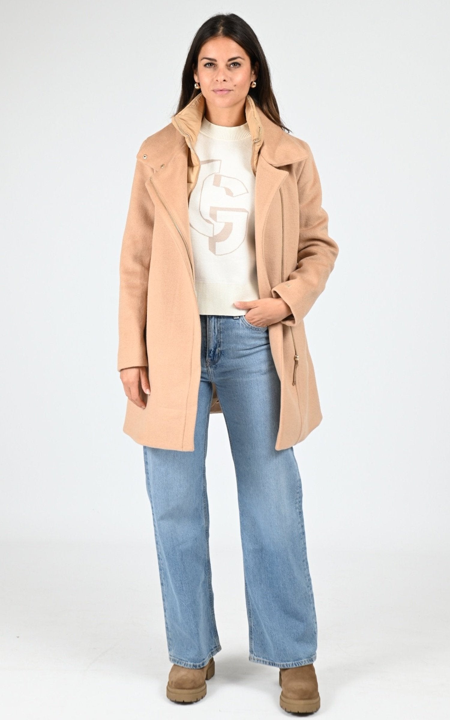 Pull Textile Femme Gertrude, modèle Natalia de couleur creme