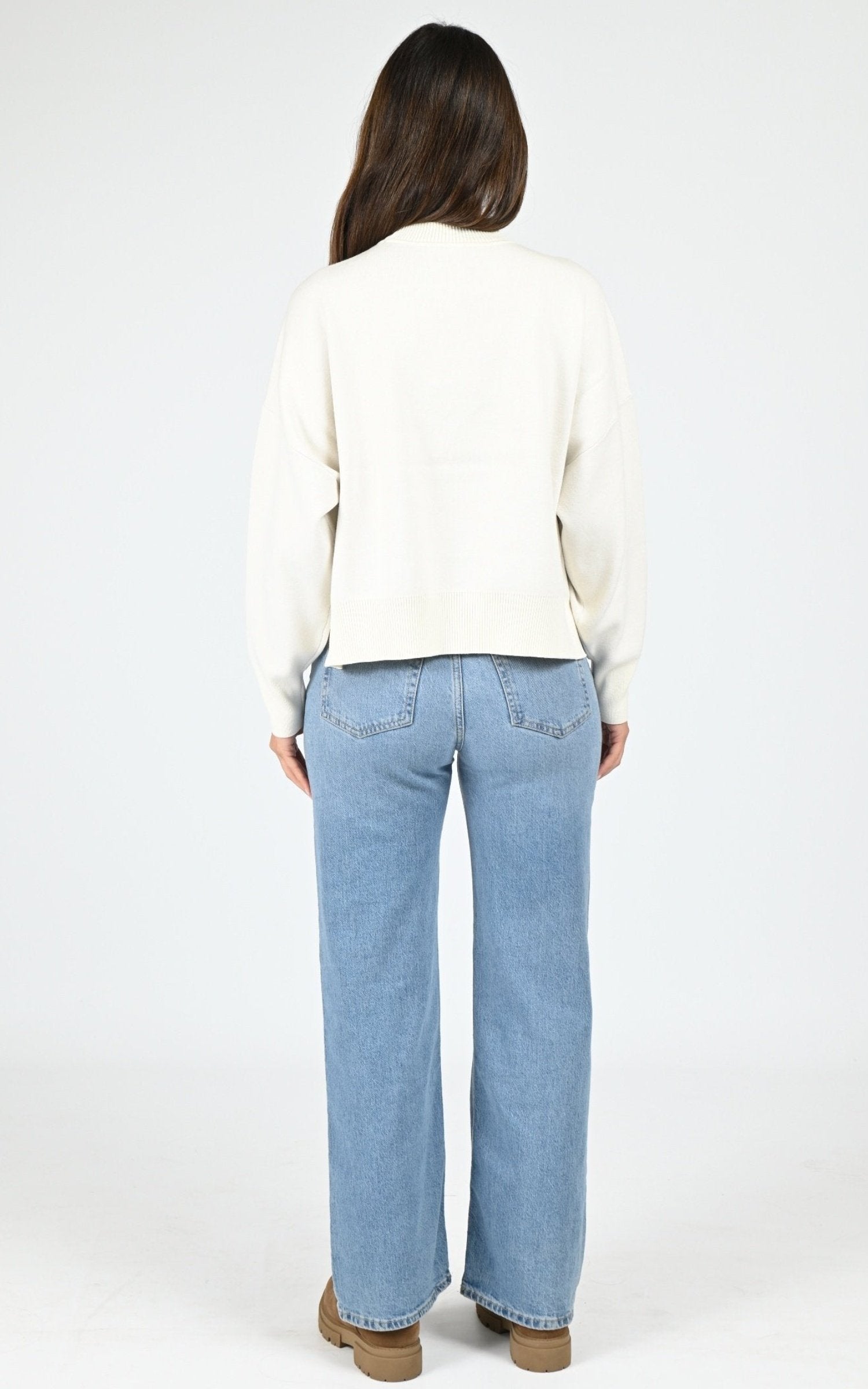 Pull Textile Femme Gertrude, modèle Natalia de couleur creme 4