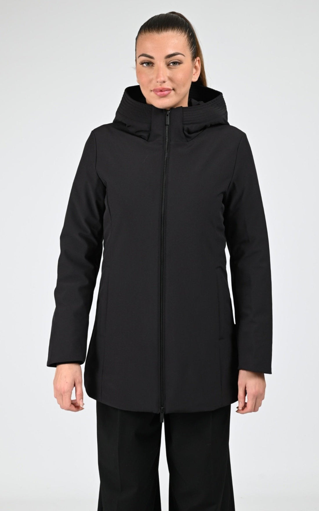 Veste Textile Femme Woolrich, modèle New firth down ou2045 de couleur black