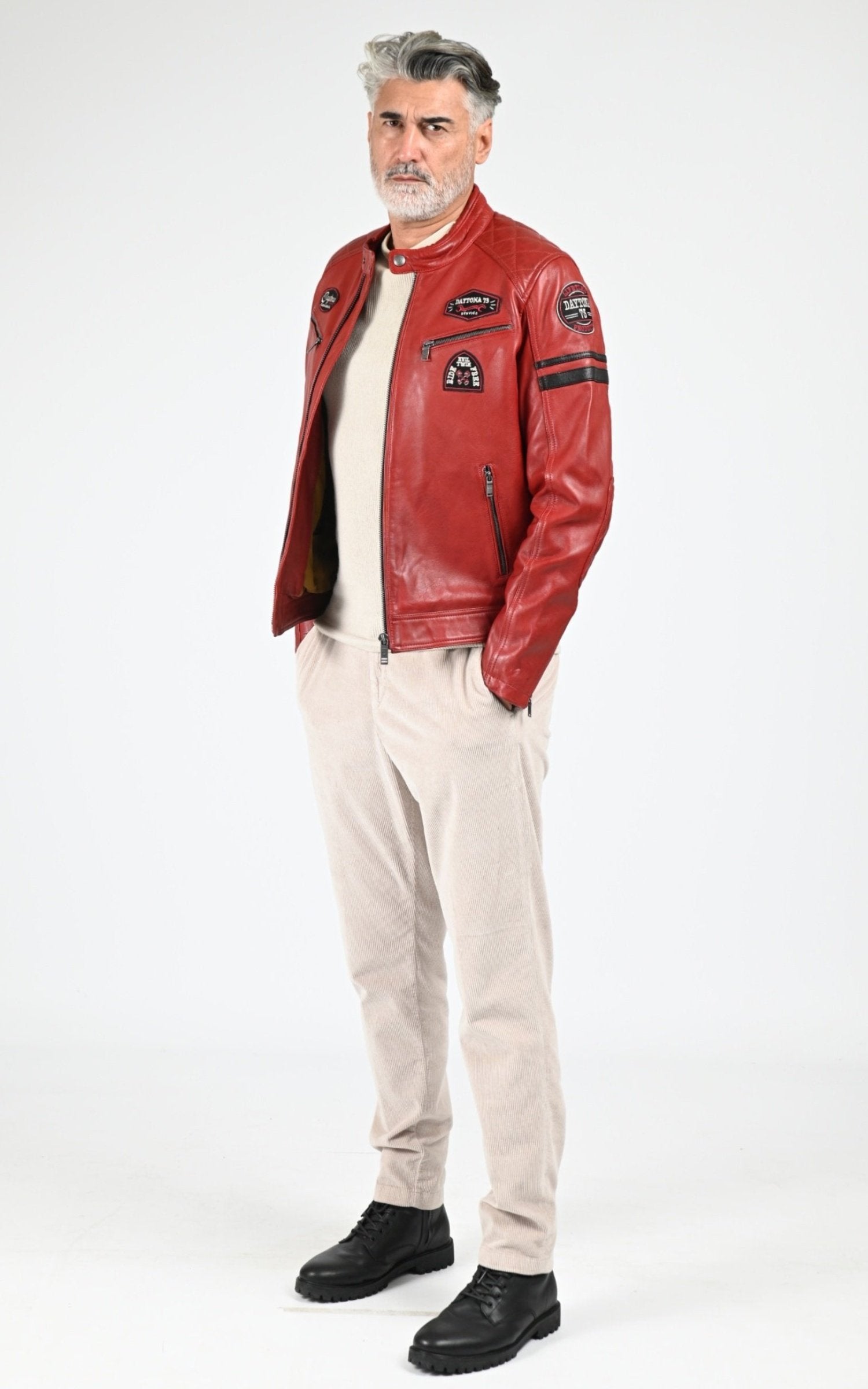 Blouson de motard noir coupe slim en cuir d'agneau véritable pour homme Blouson de motard noir coupe slim en cuir d'agneau véritable pour homme