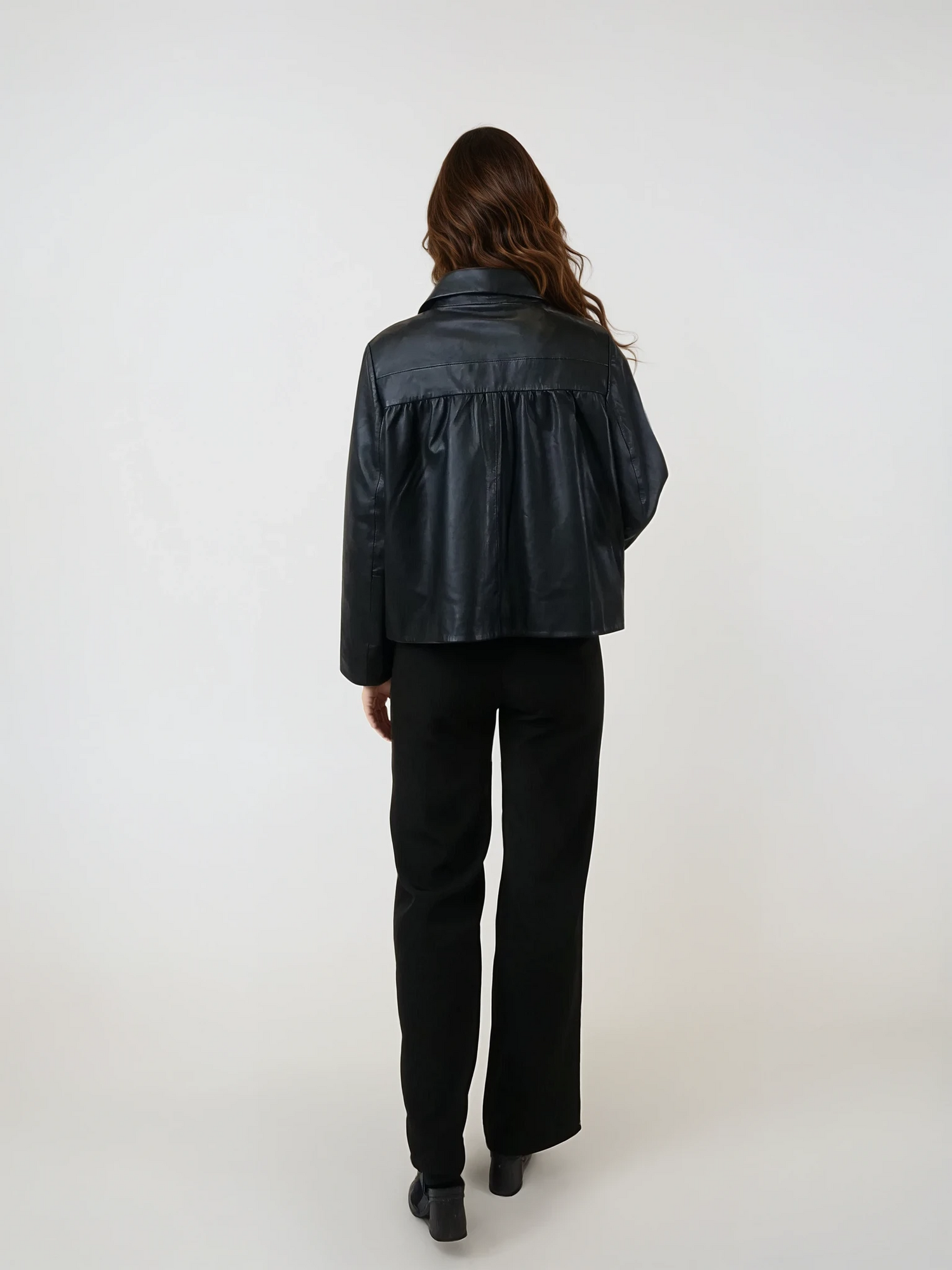 Marley, 53 cm. - Collar Lamb Polish Nappa Leather Black 6