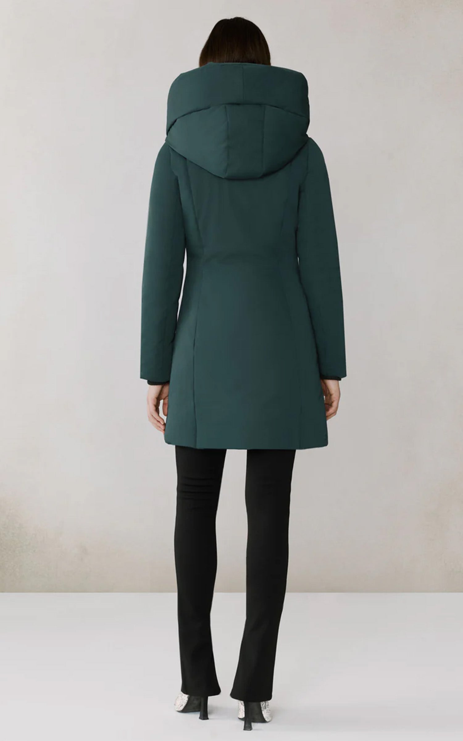 Parka cintrée vert 4