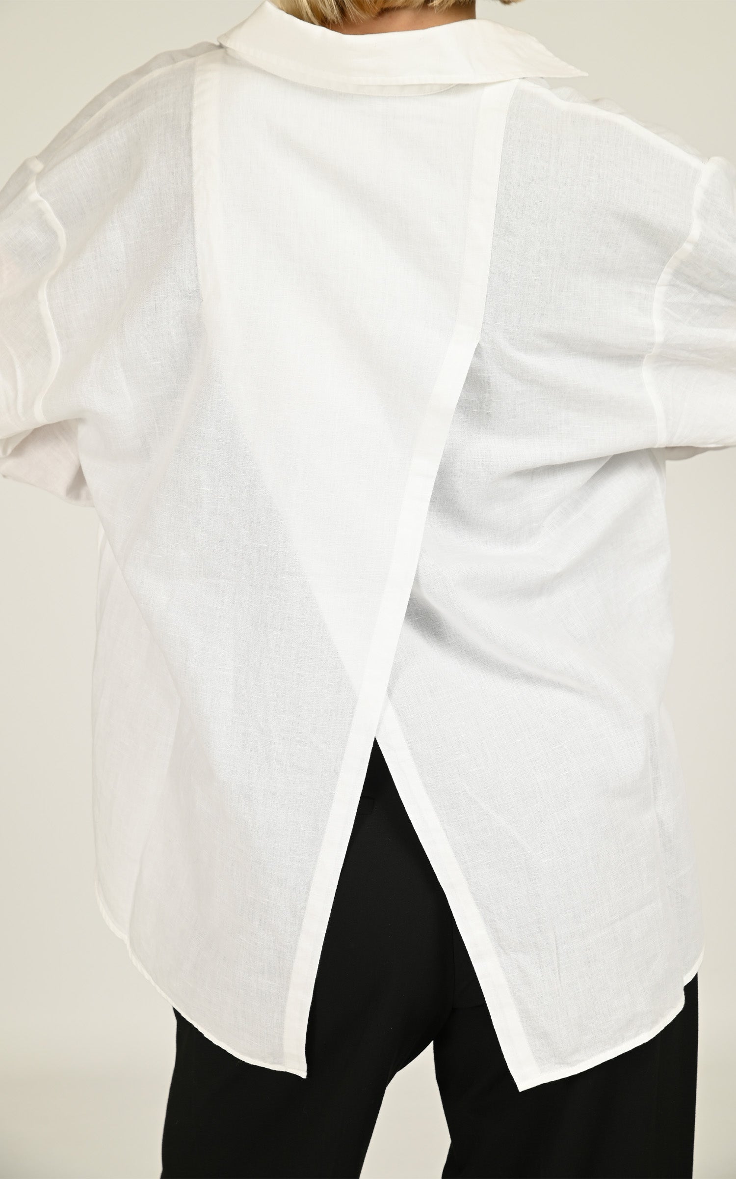 Chemise oversize en lin blanc 4