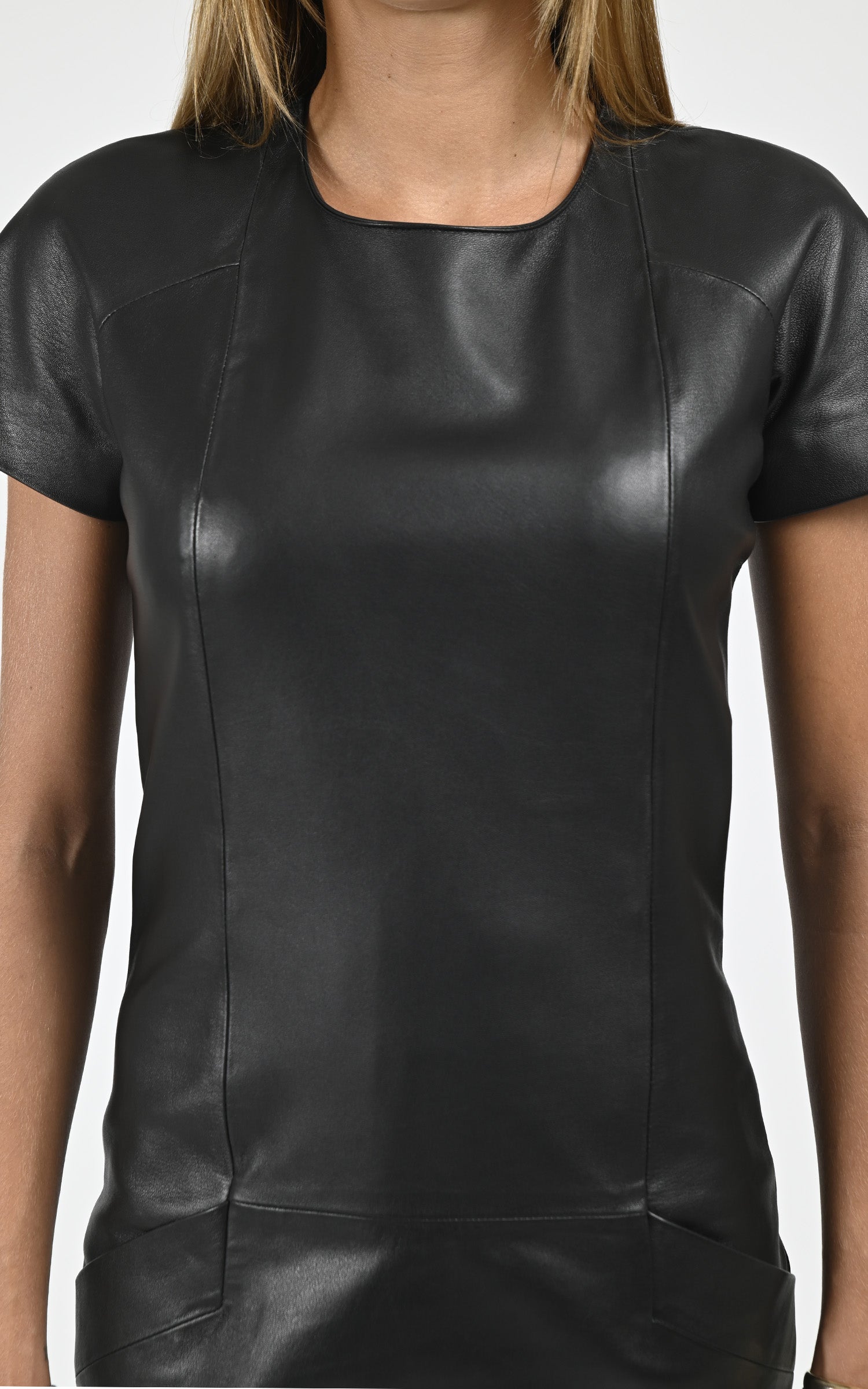 Robe cintrée cuir agneau noir