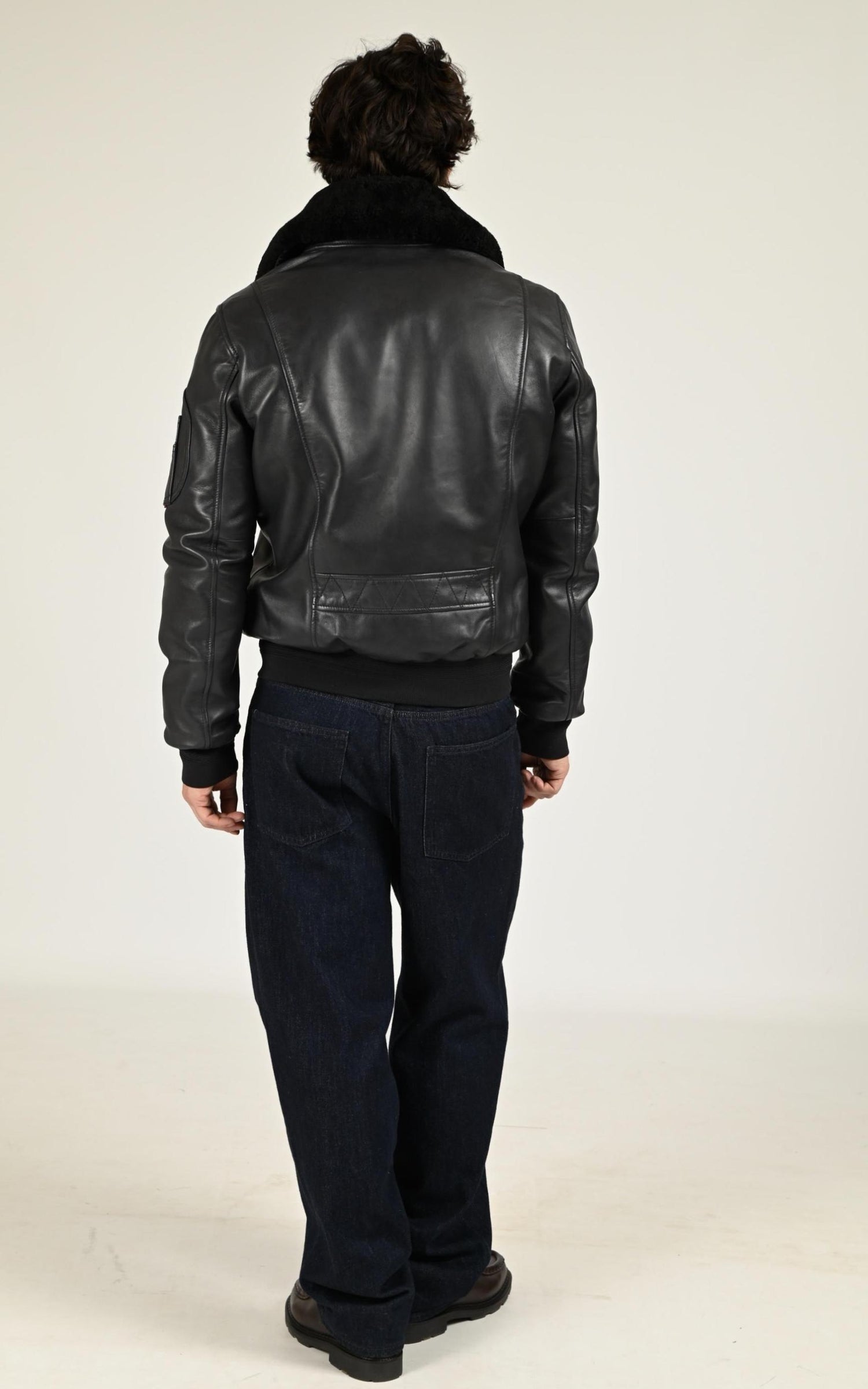 Pilote Cuir Homme Patrouille De France, modèle Rafal de couleur bleu 4