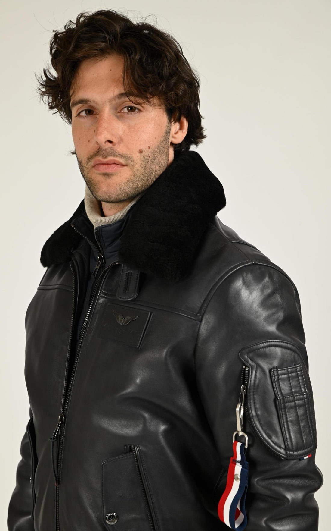 Pilote Cuir Homme Patrouille De France, modèle Rafal de couleur bleu