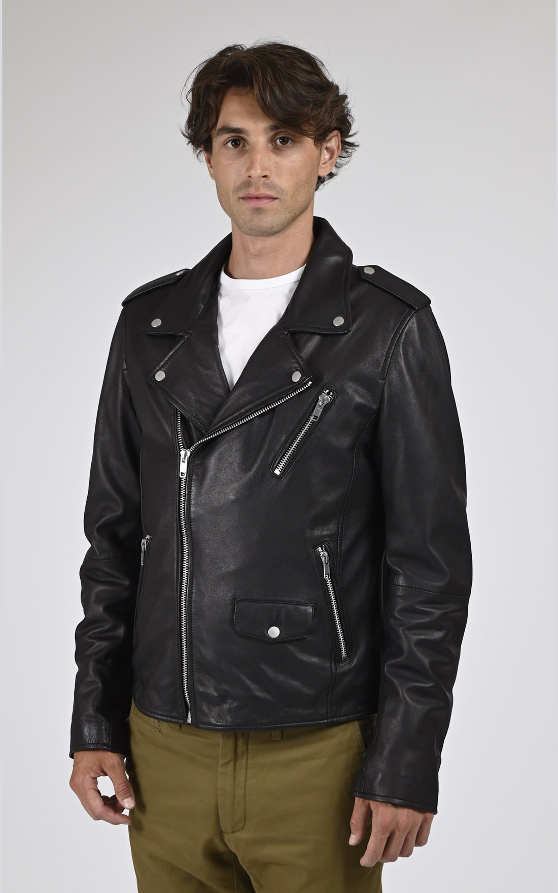 Perfecto Cuir Homme Serge pariente, modèle Rocky de couleur noir