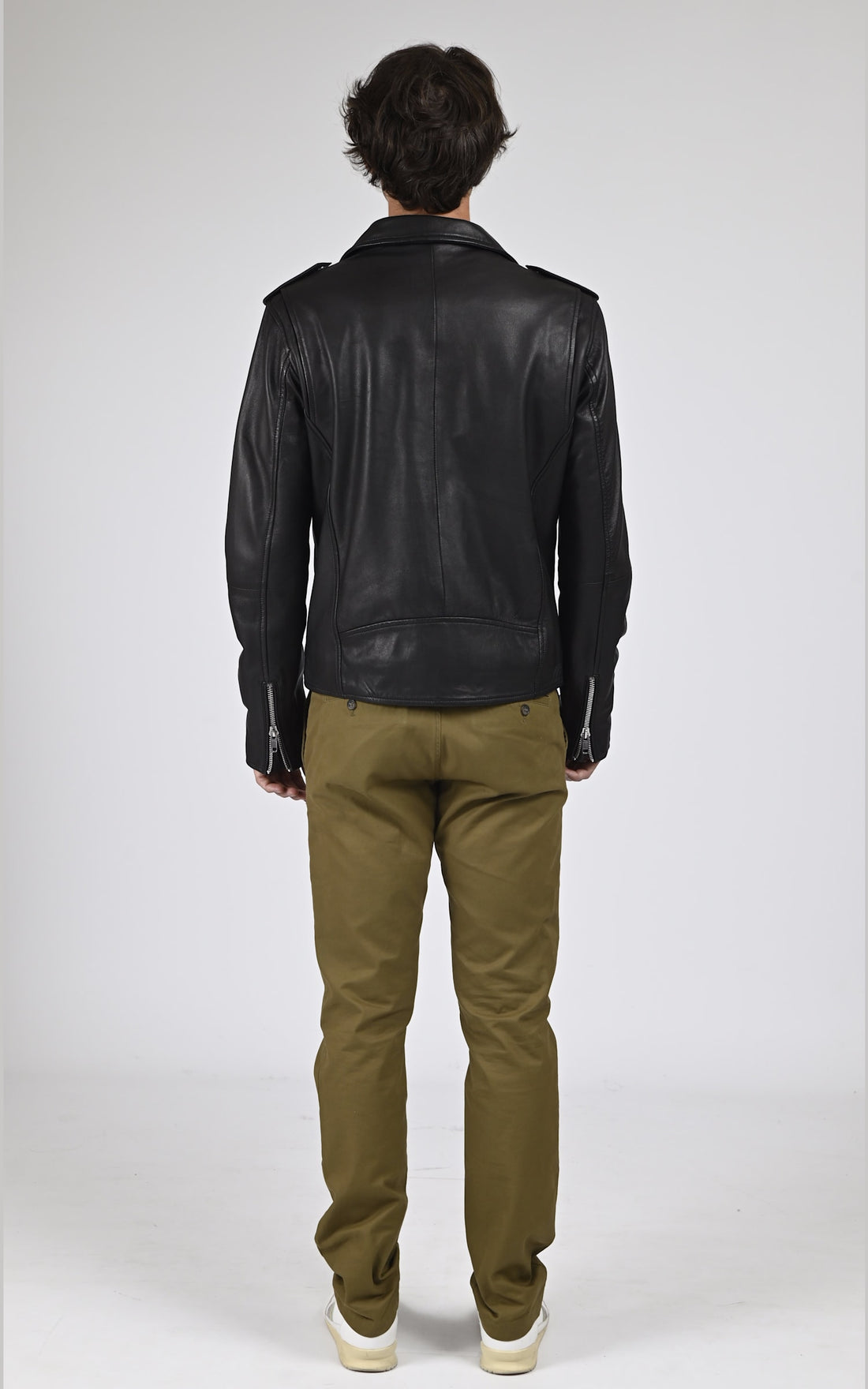 Perfecto Cuir Homme Serge pariente, modèle Rocky de couleur noir