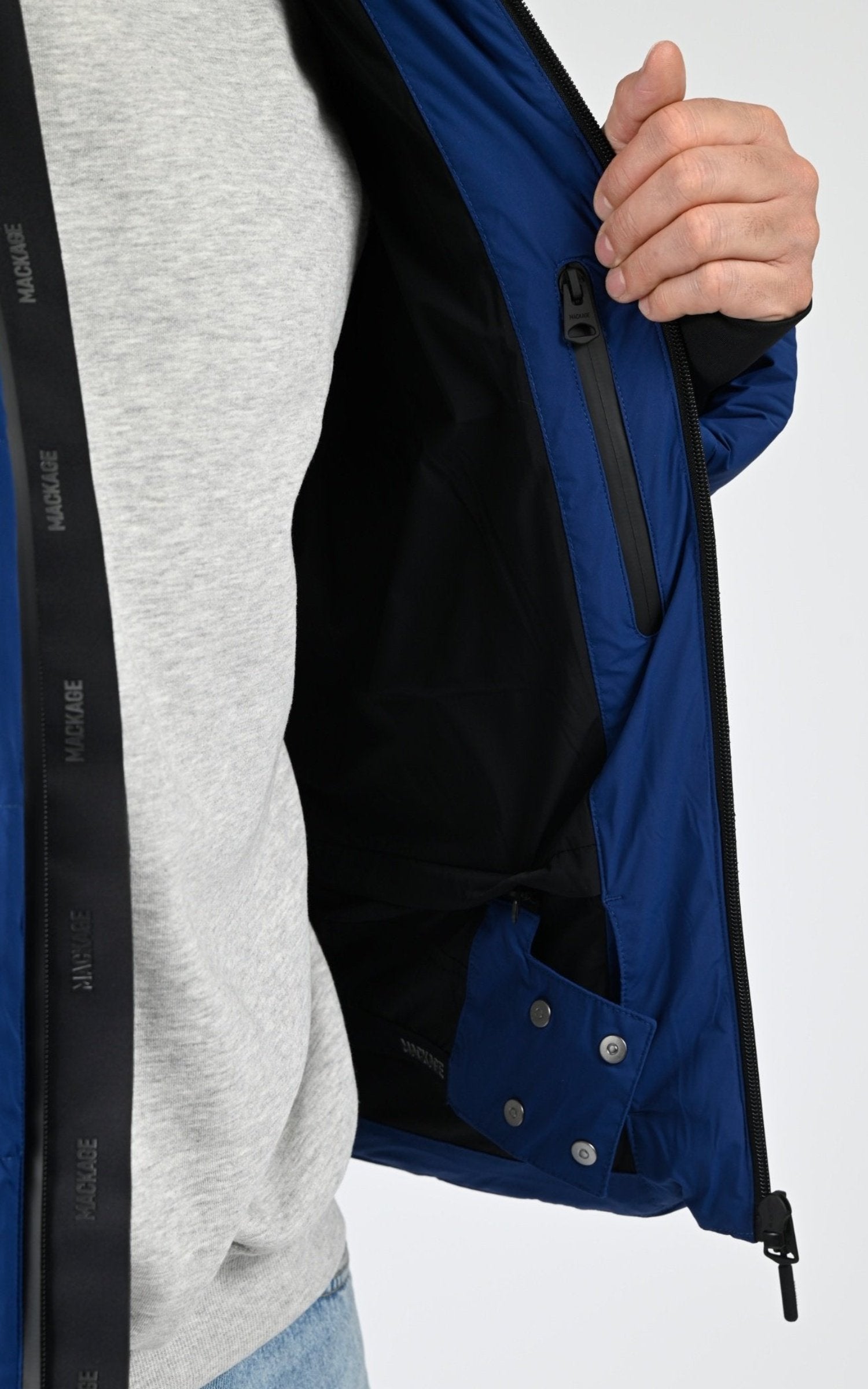 Bl doudoune Textile Homme Mackage, modèle Samuel de couleur olympic blue 4