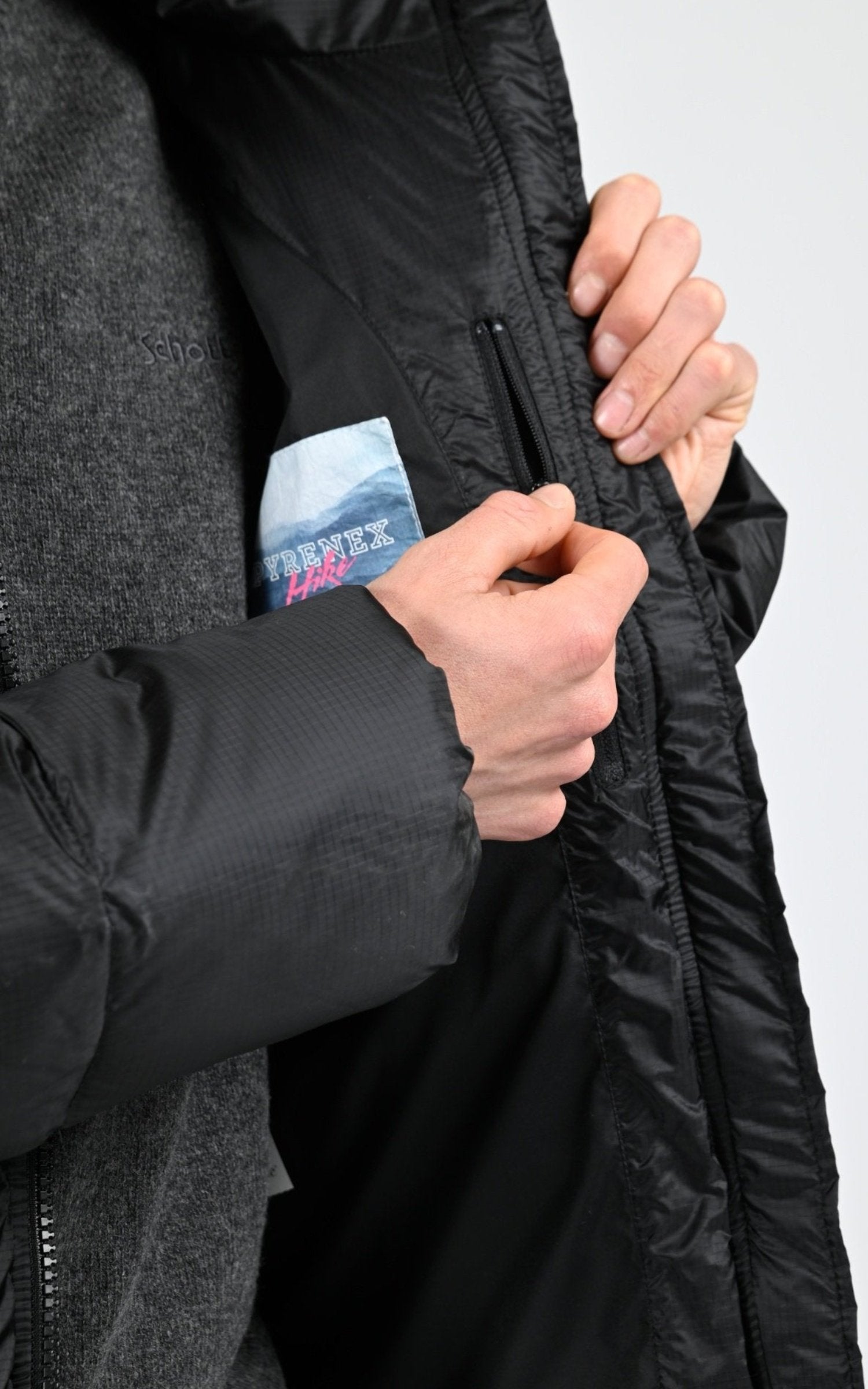 Ves doudoune Textile Homme Pyrenex, modèle Shift ripstop de couleur black 4