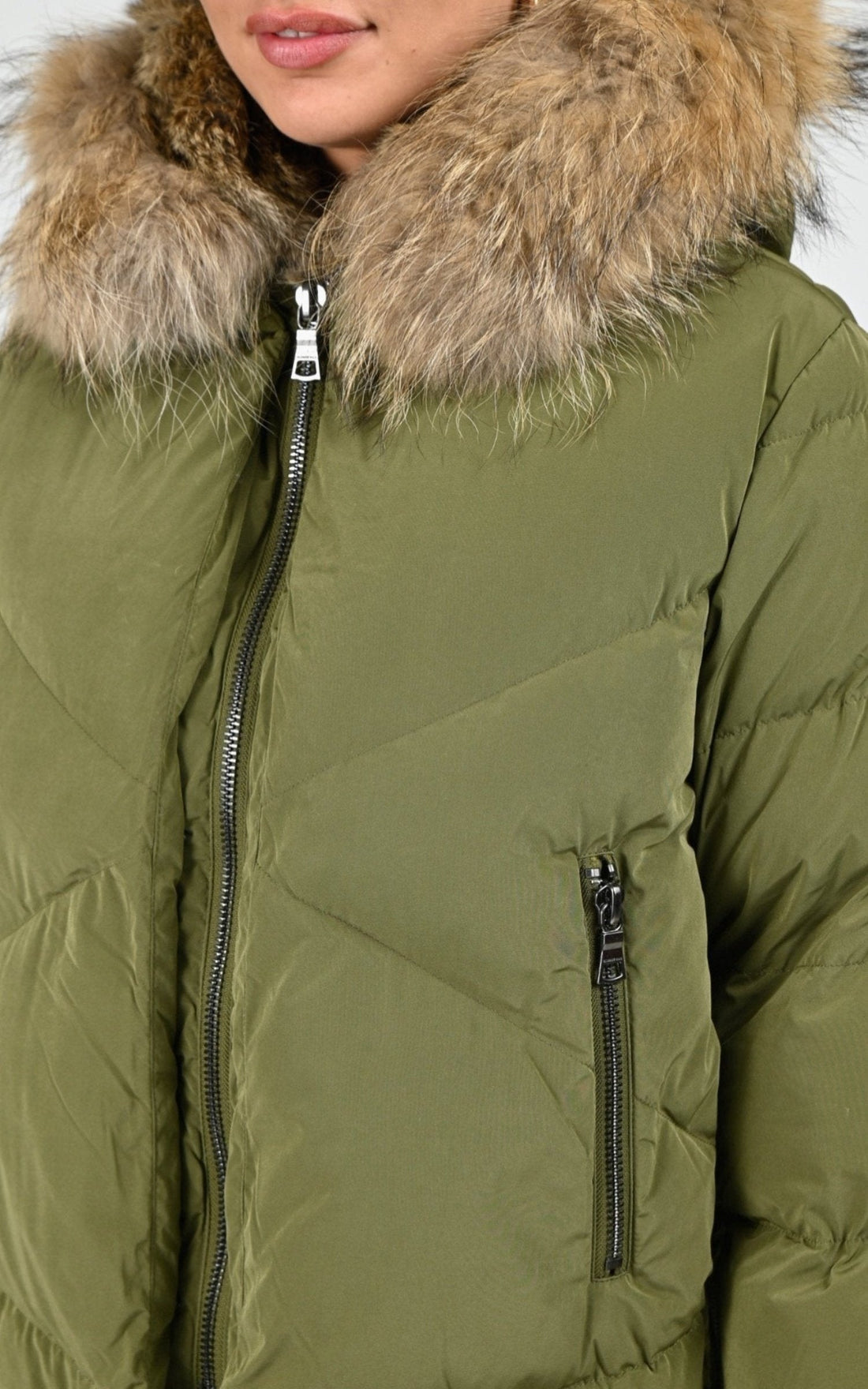 A &quot;SNOW 515&quot; Kaki Blonde n°8 Ves Doudoune Femme closed photo