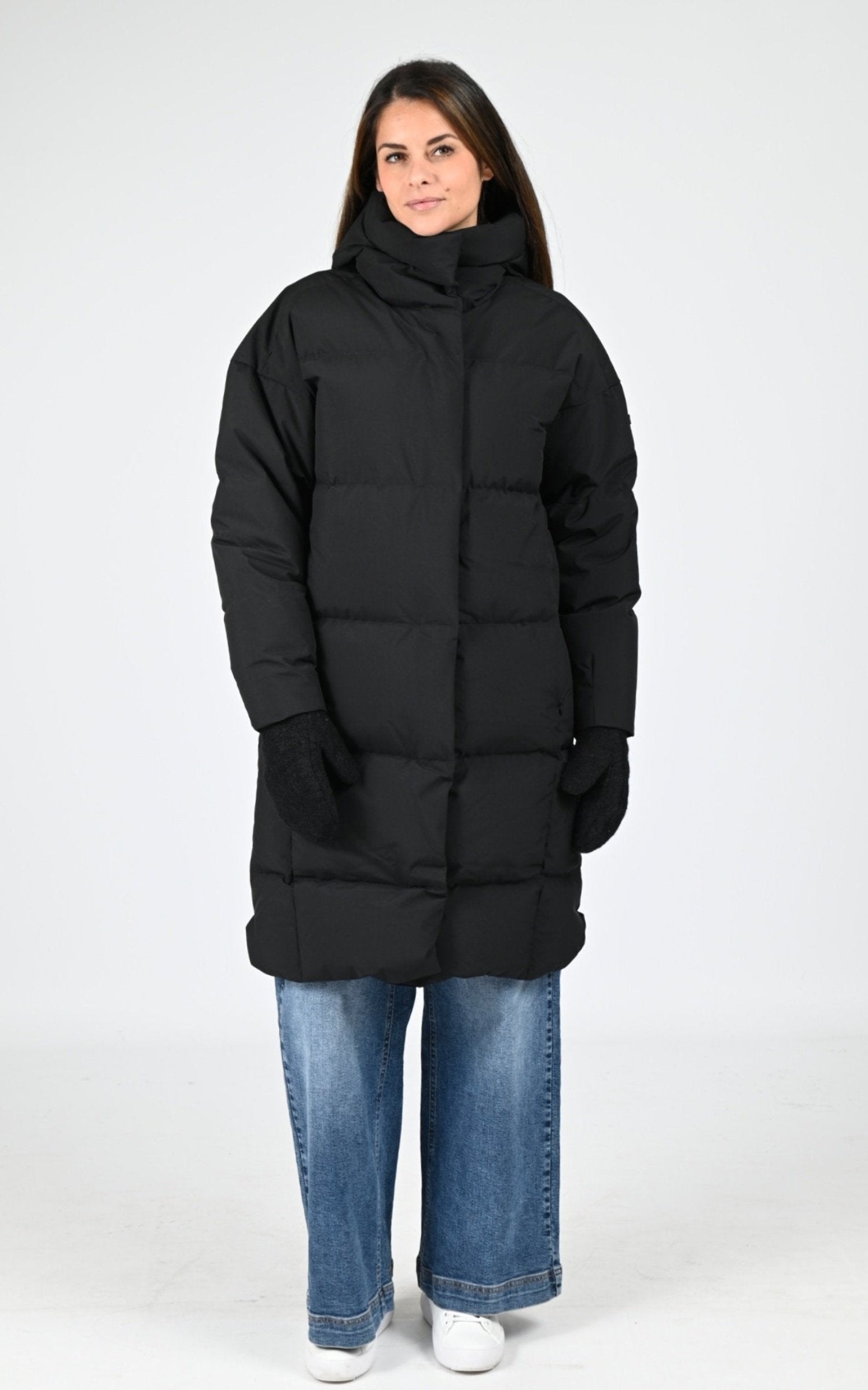 Man_doudoune Textile Femme Scandinavian Edition, modèle Swell iii de couleur onyx 1