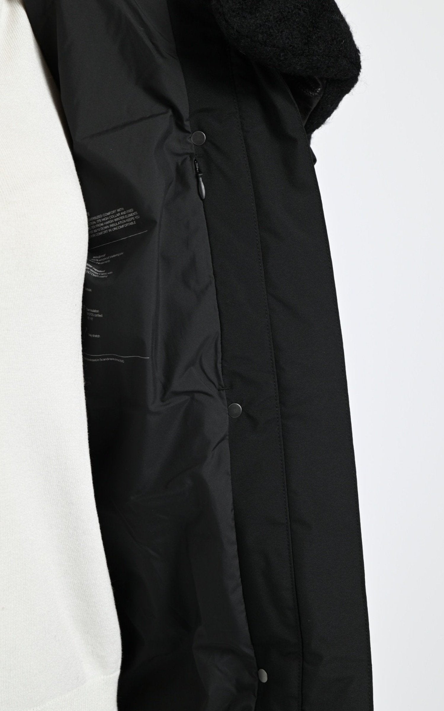 Man_doudoune Textile Femme Scandinavian Edition, modèle Swell iii de couleur onyx