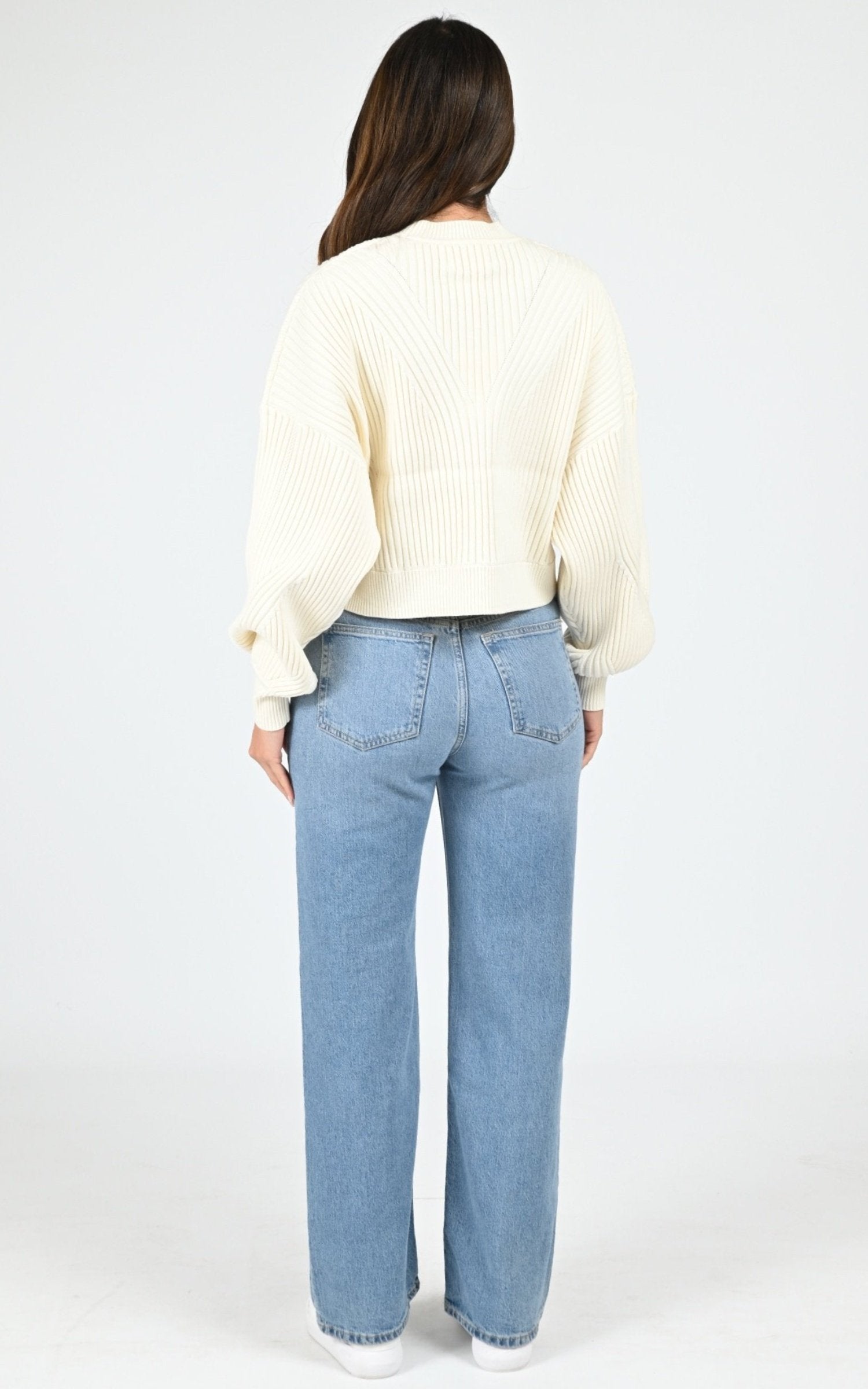 Pull Textile Femme Gertrude, modèle Tabita de couleur creme 4