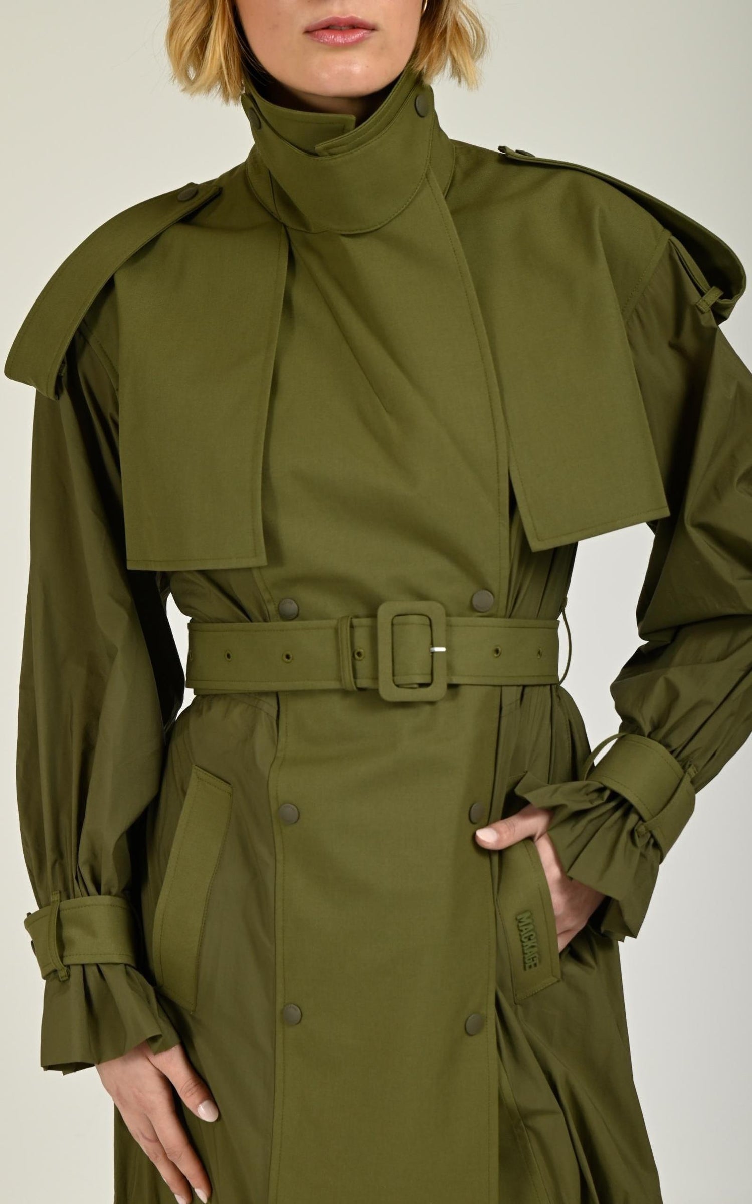 7/8 Textile Femme Mackage, modèle Zonomi de couleur light military 6