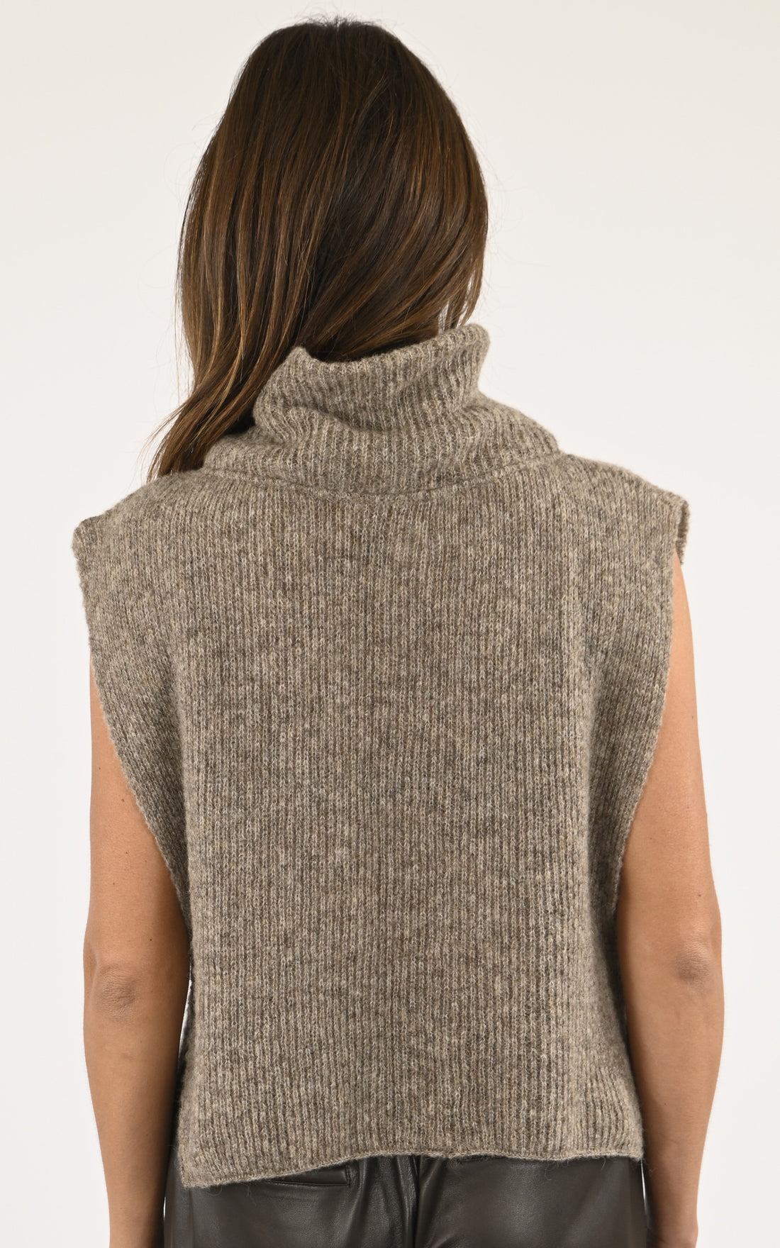 A &quot;428/185&quot; Taupe Lea Clement Pull Femme opened photo