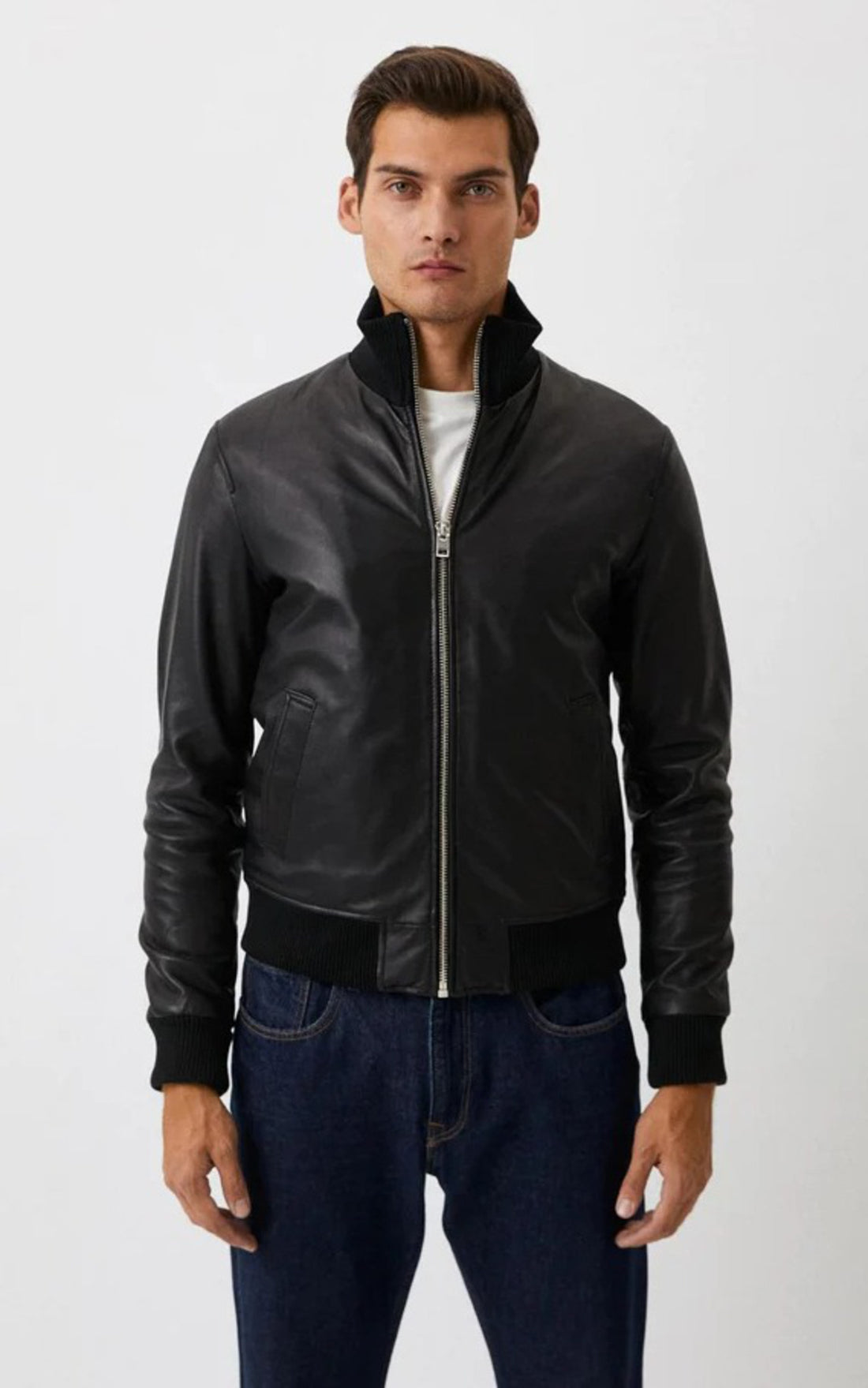 A &quot;PAROS&quot; Noir Serge Pariente Blouson Homme opened photo