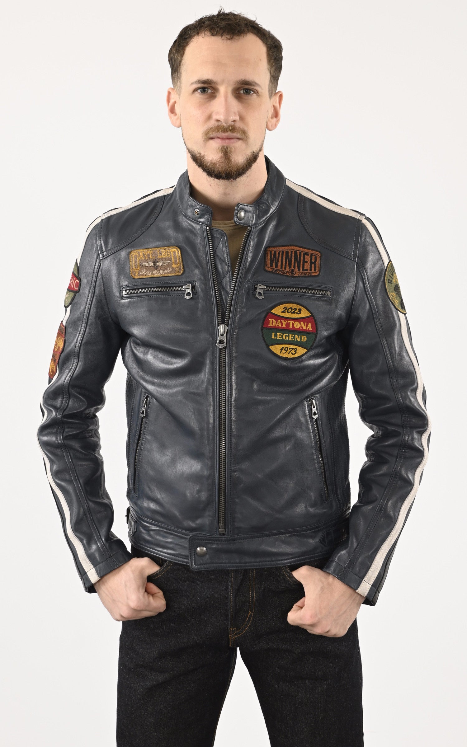 A &quot;WARTBURG 102832&quot; Bleu Daytona 73 Blouson Homme closed photo