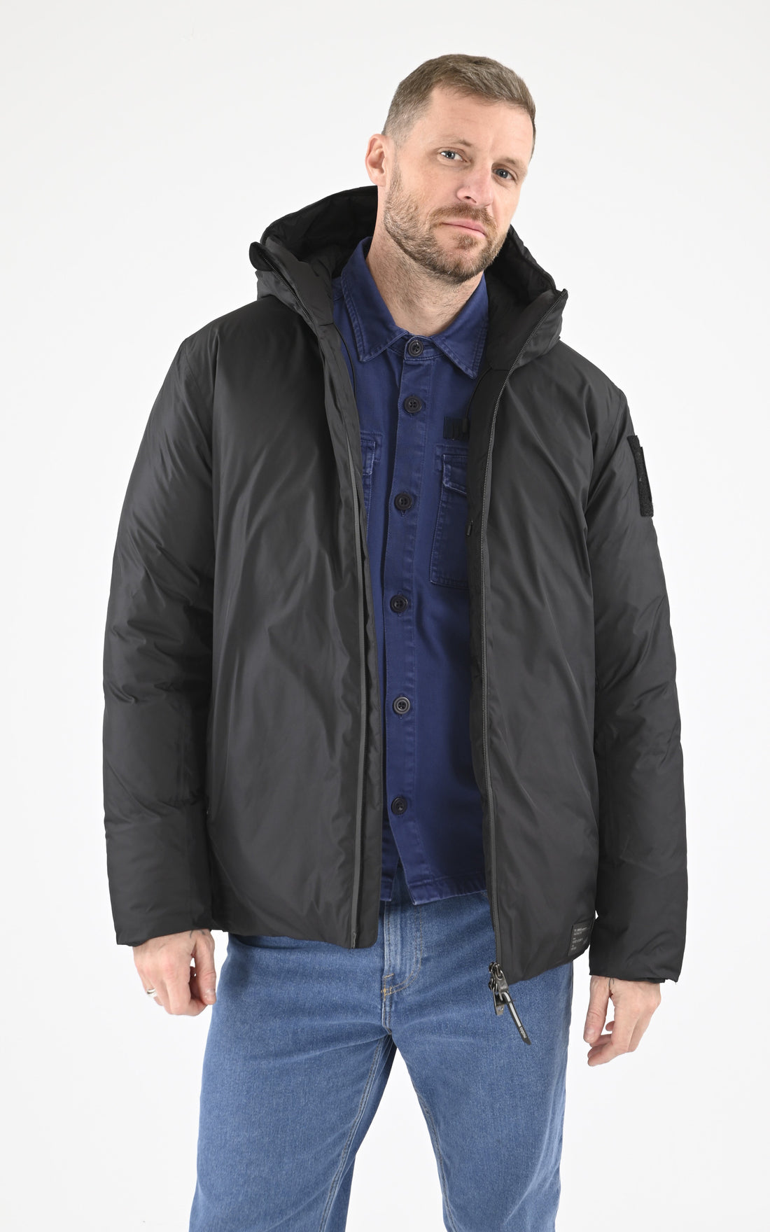 A &quot;MILO&quot; Noir Nobis Parka Homme opened photo